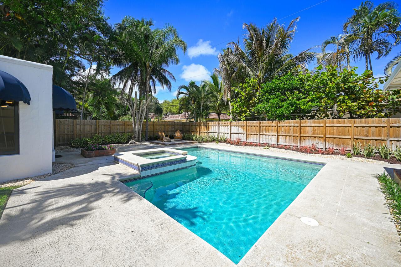 801 Hibiscus Street