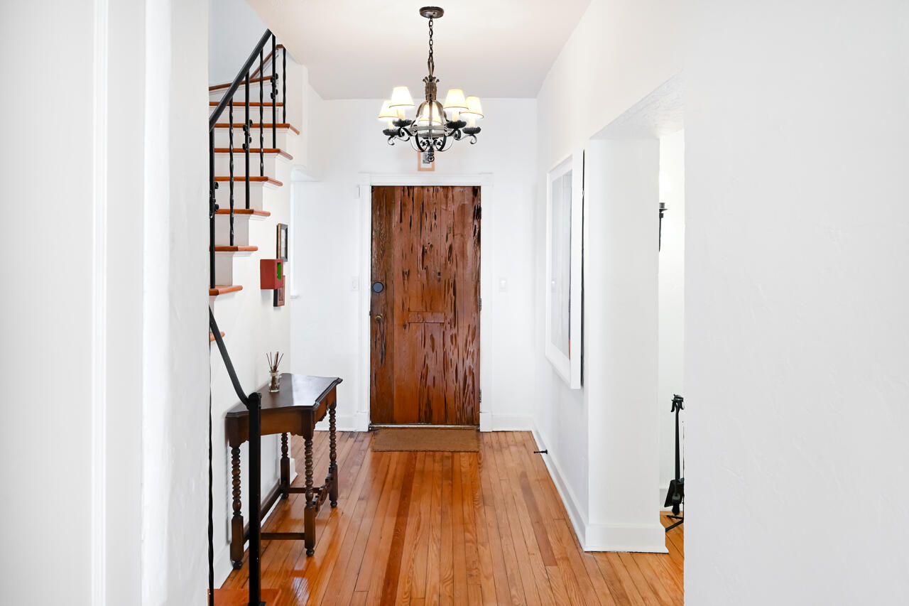 801 Hibiscus Street
