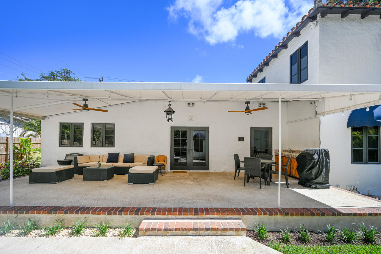801 Hibiscus Street