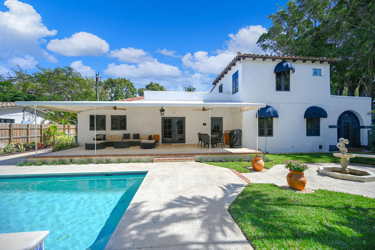 801 Hibiscus Street