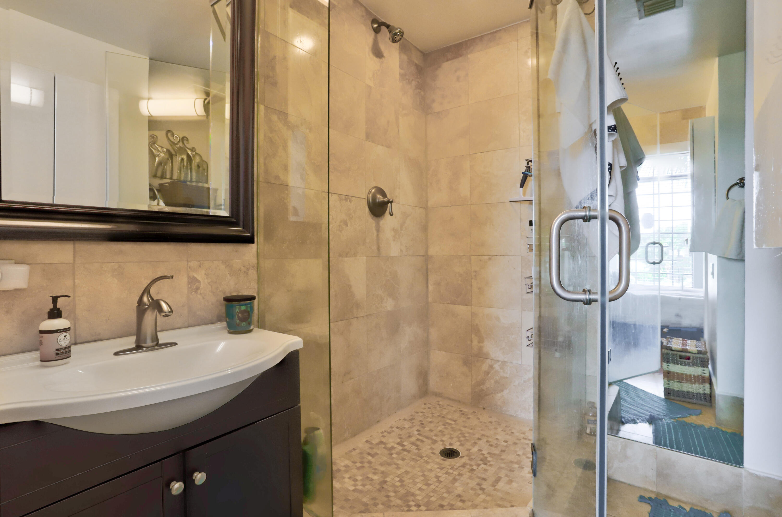 180 NE 4th Avenue 309