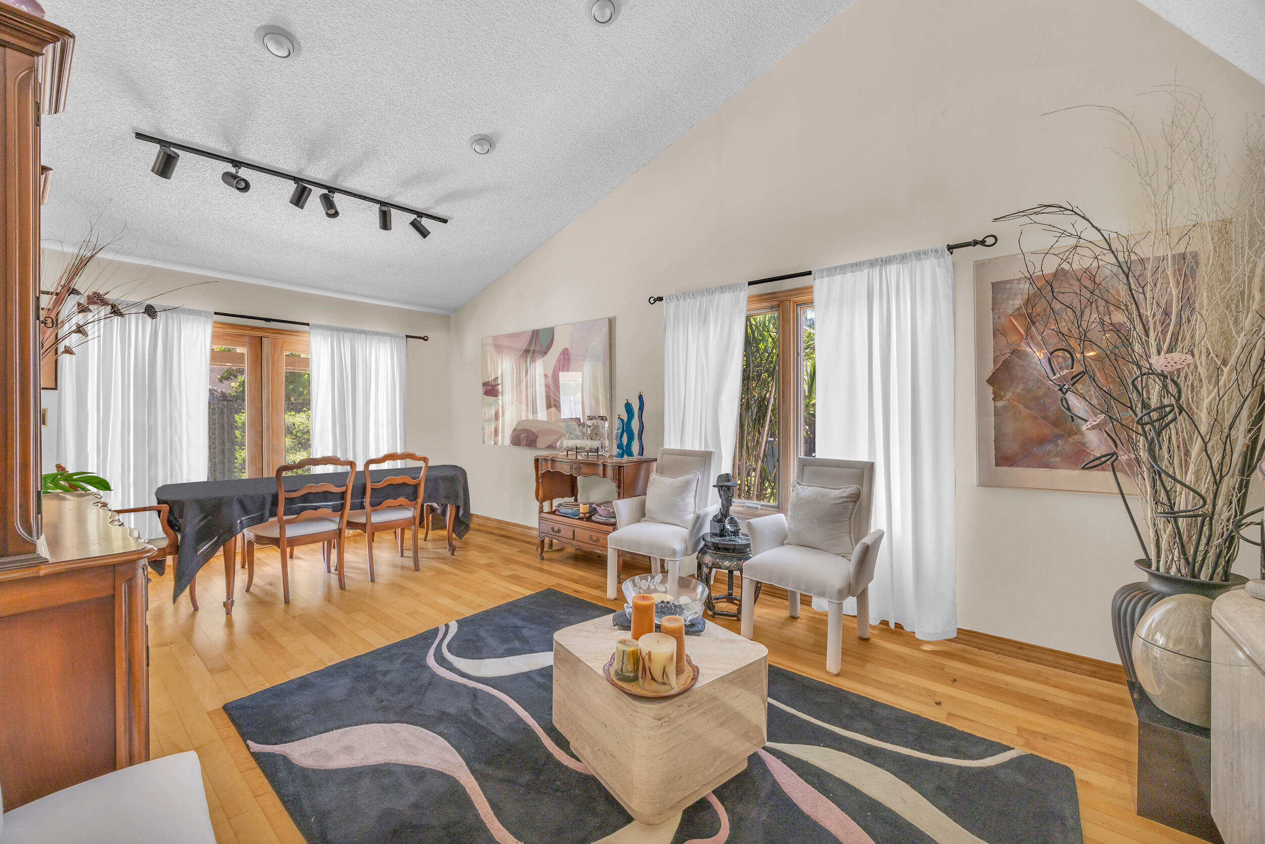 9070 NW 16th Street