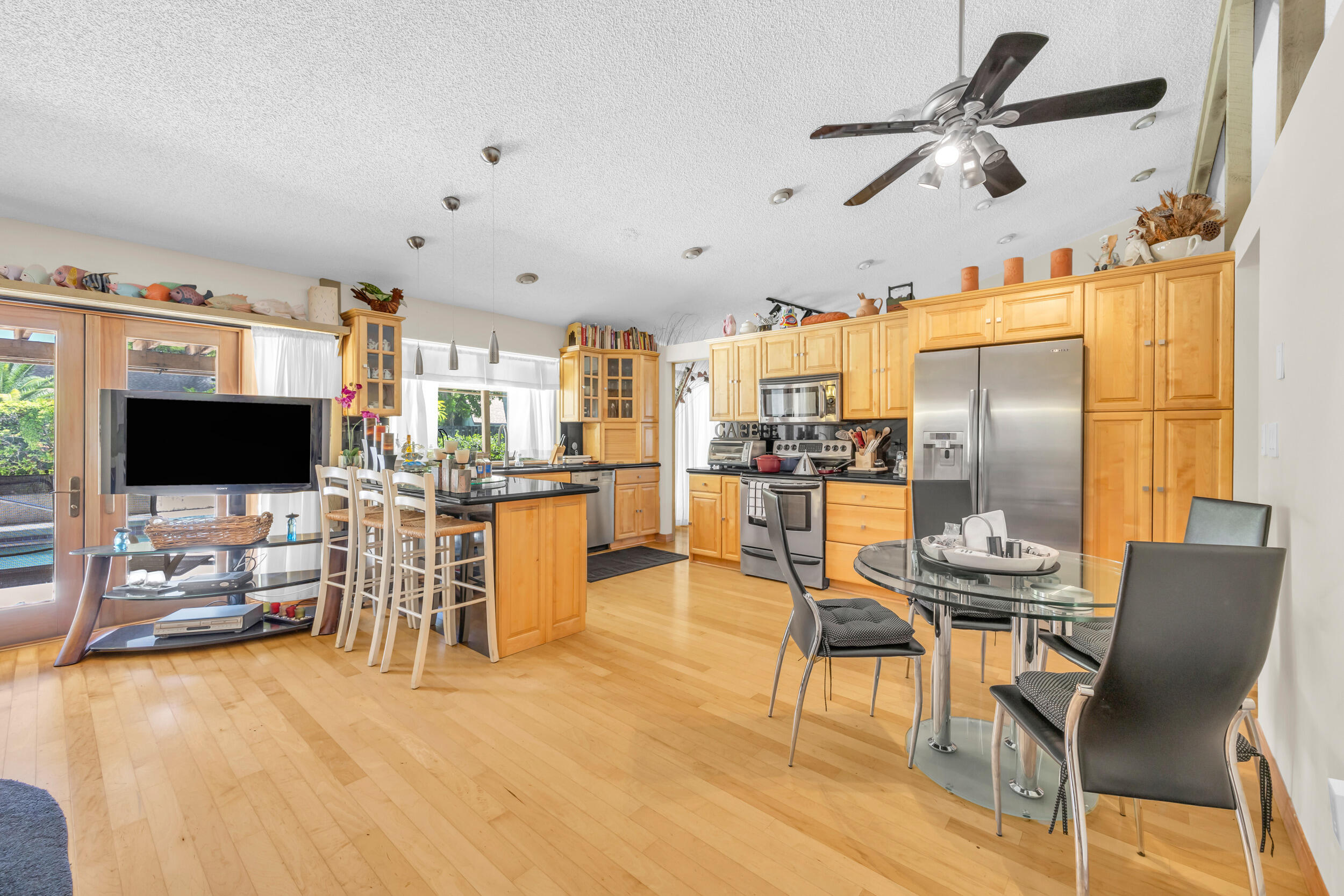 9070 NW 16th Street