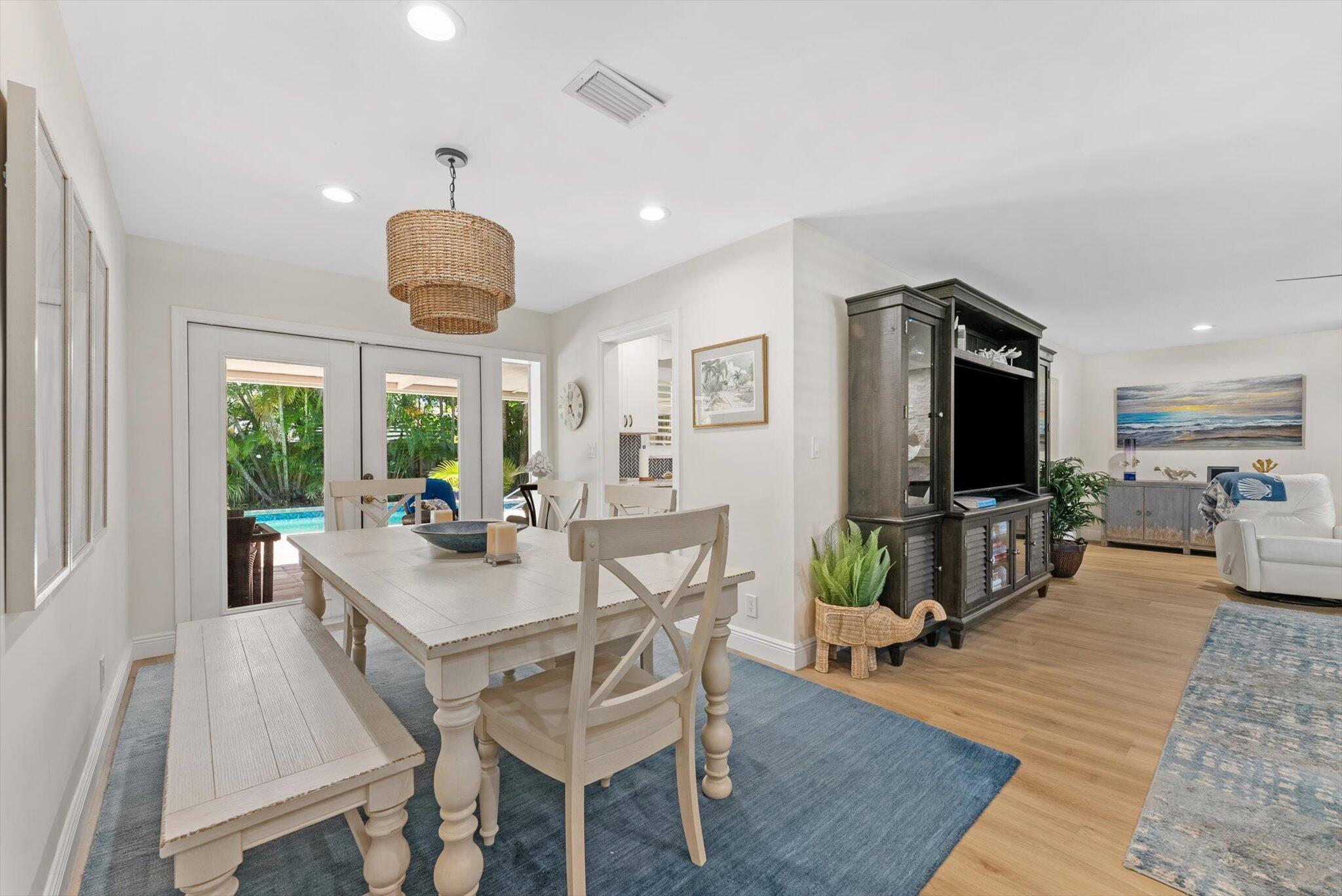 114 NE 11th Street