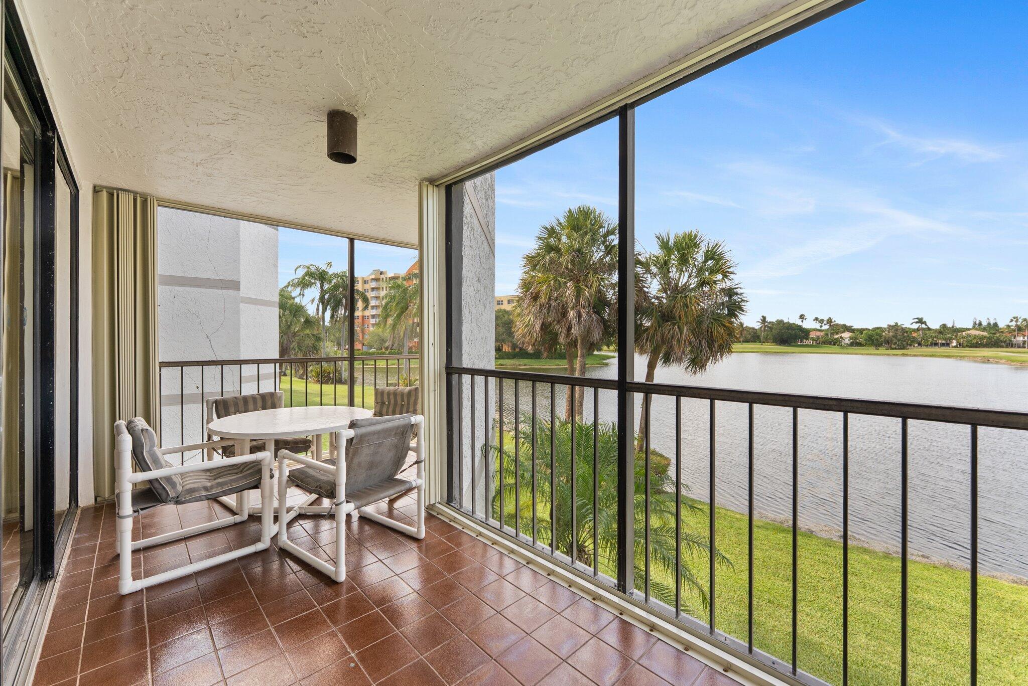 16401 Golf Club Road 211