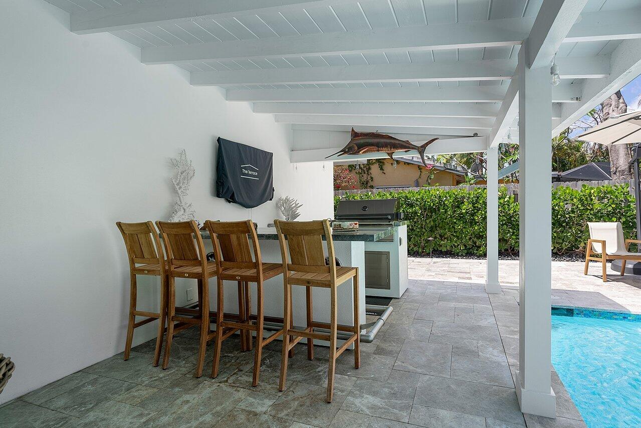 911 SW 27th Ter Terrace