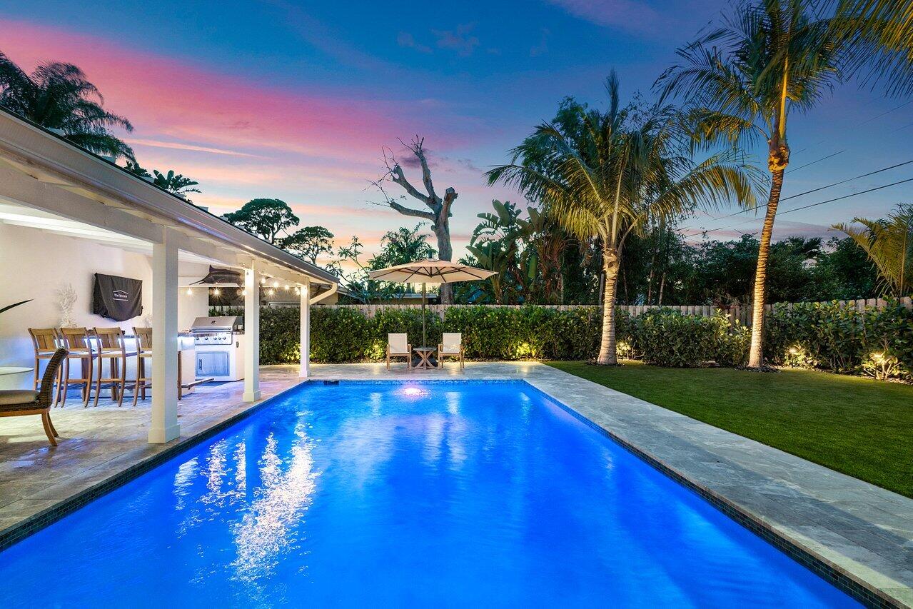 911 SW 27th Ter Terrace