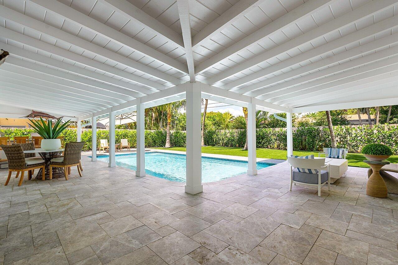 911 SW 27th Ter Terrace