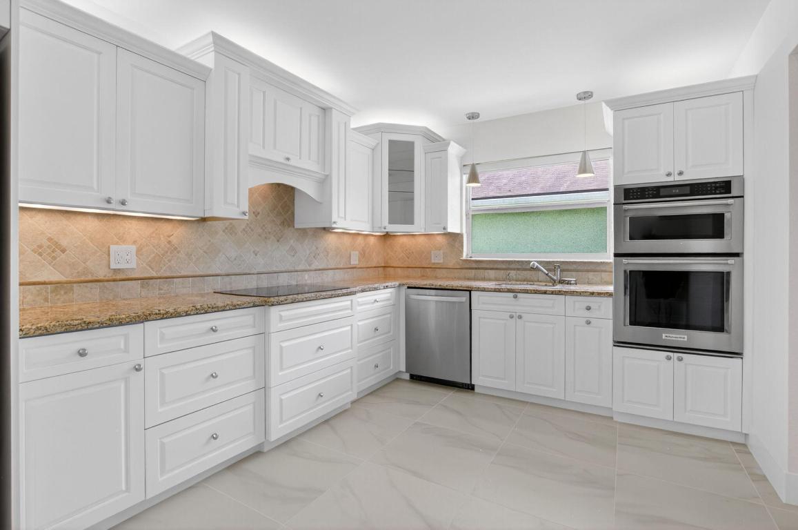 9151 Pine Springs Drive, Boca Raton