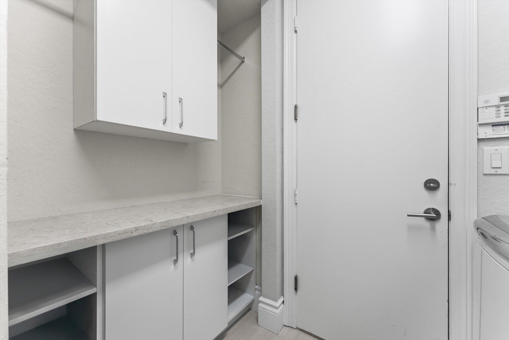 19335 Skyridge Circle