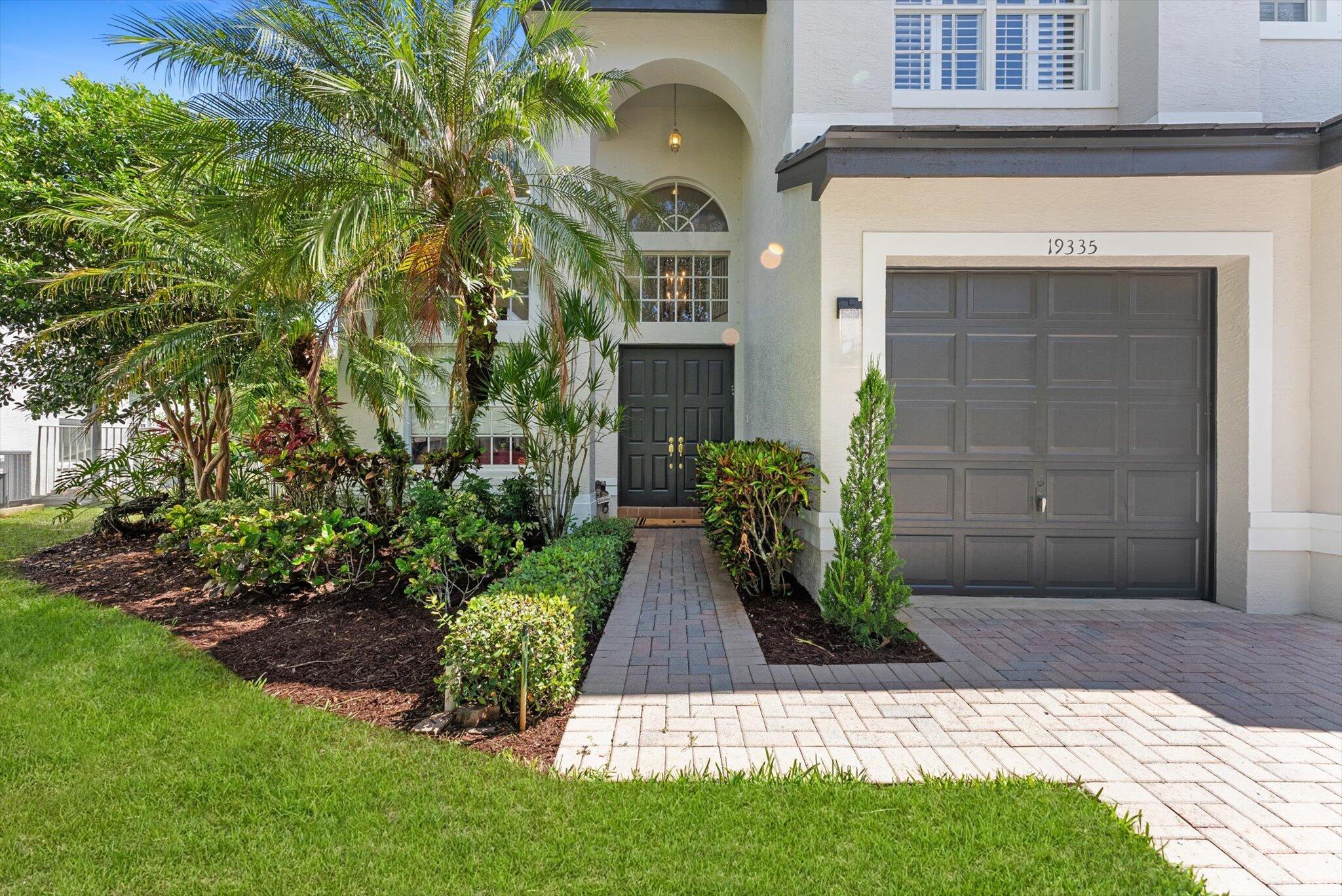 19335 Skyridge Circle