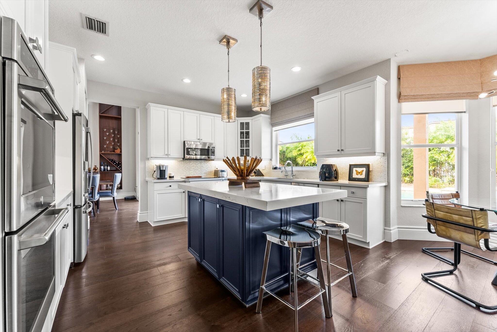 19335 Skyridge Circle