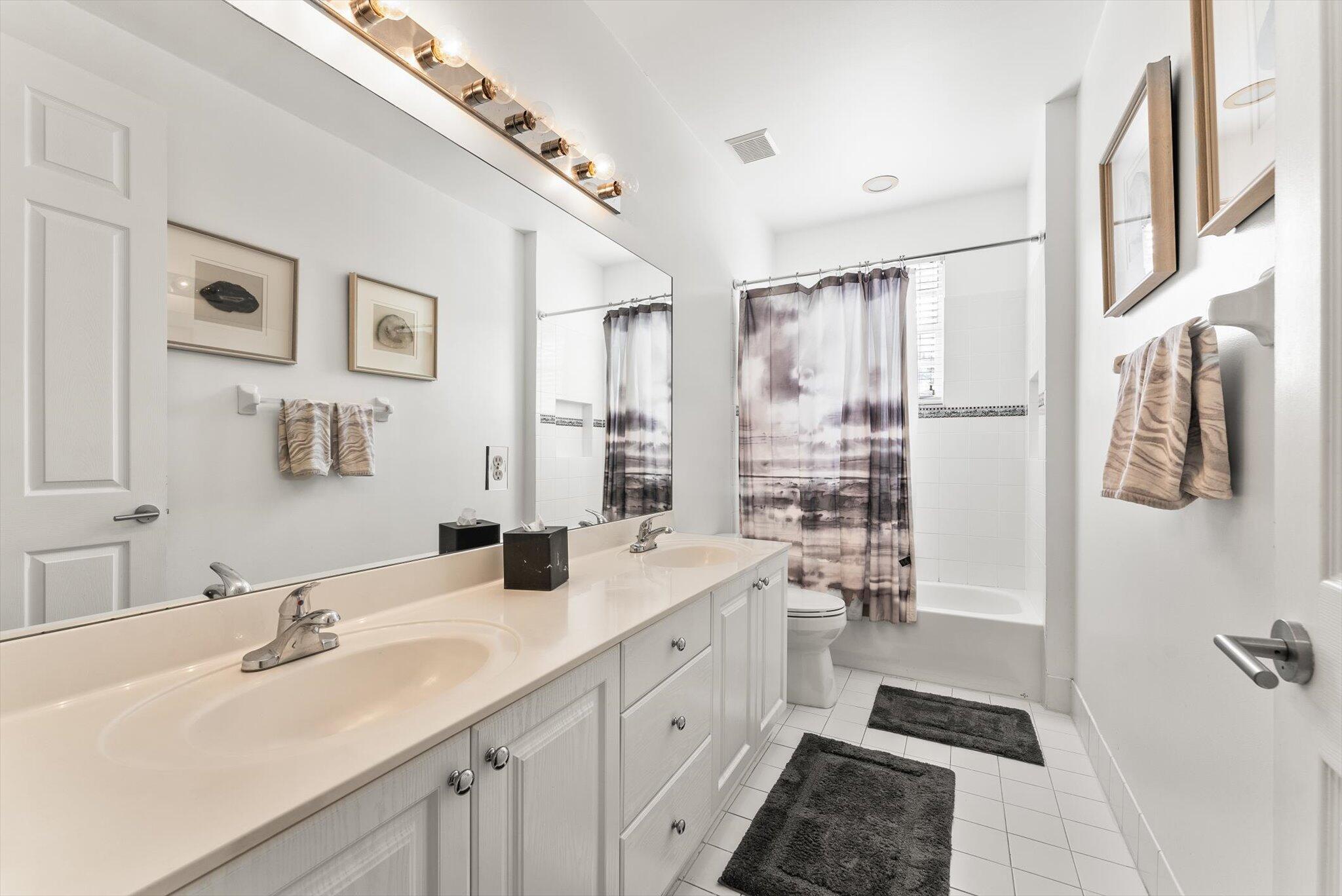 19335 Skyridge Circle