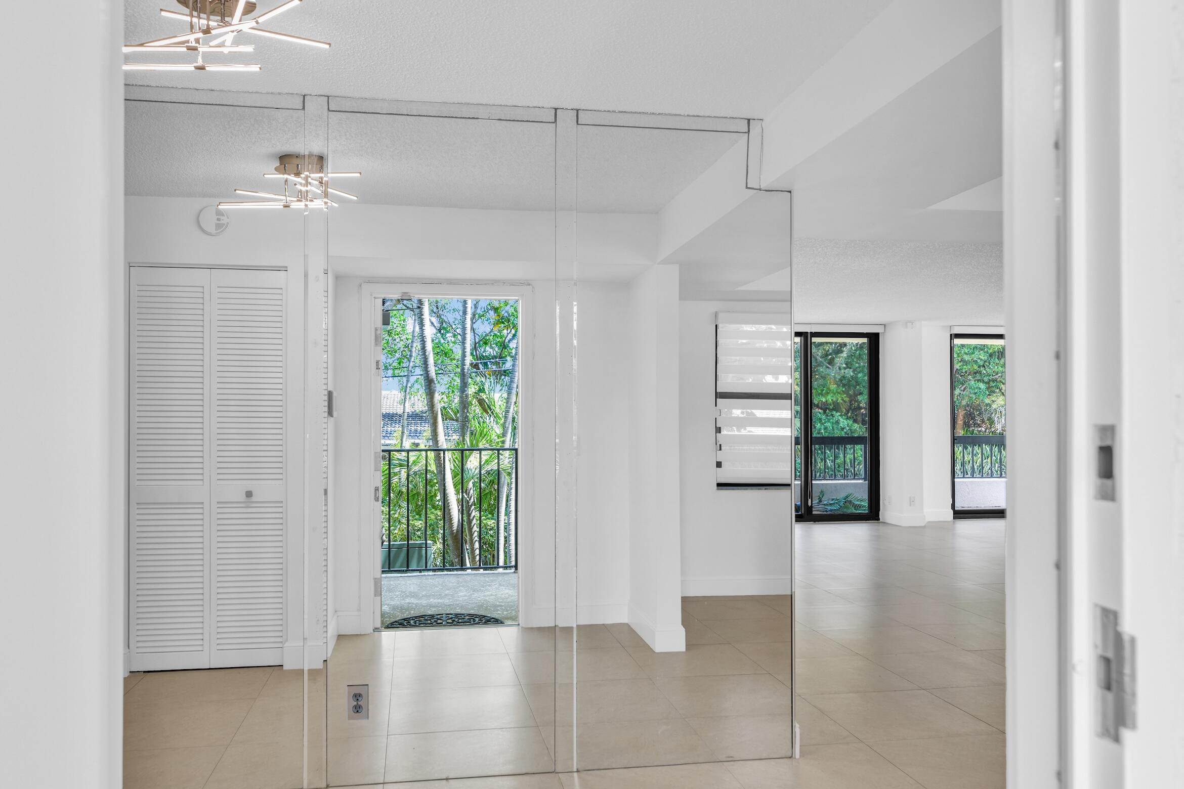 277 N Ocean Boulevard 1010