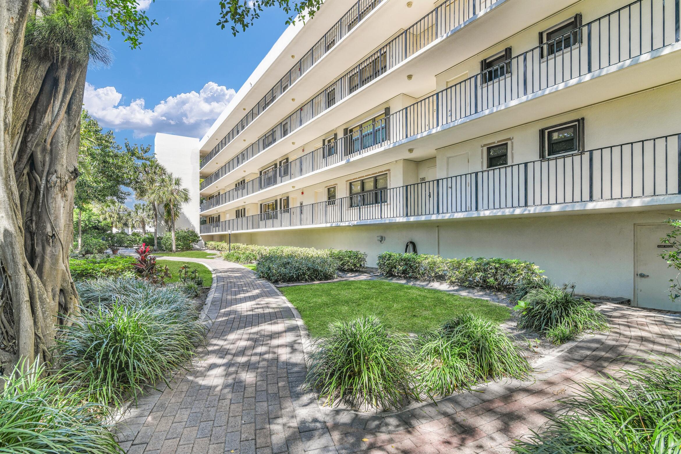 277 N Ocean Boulevard 1010