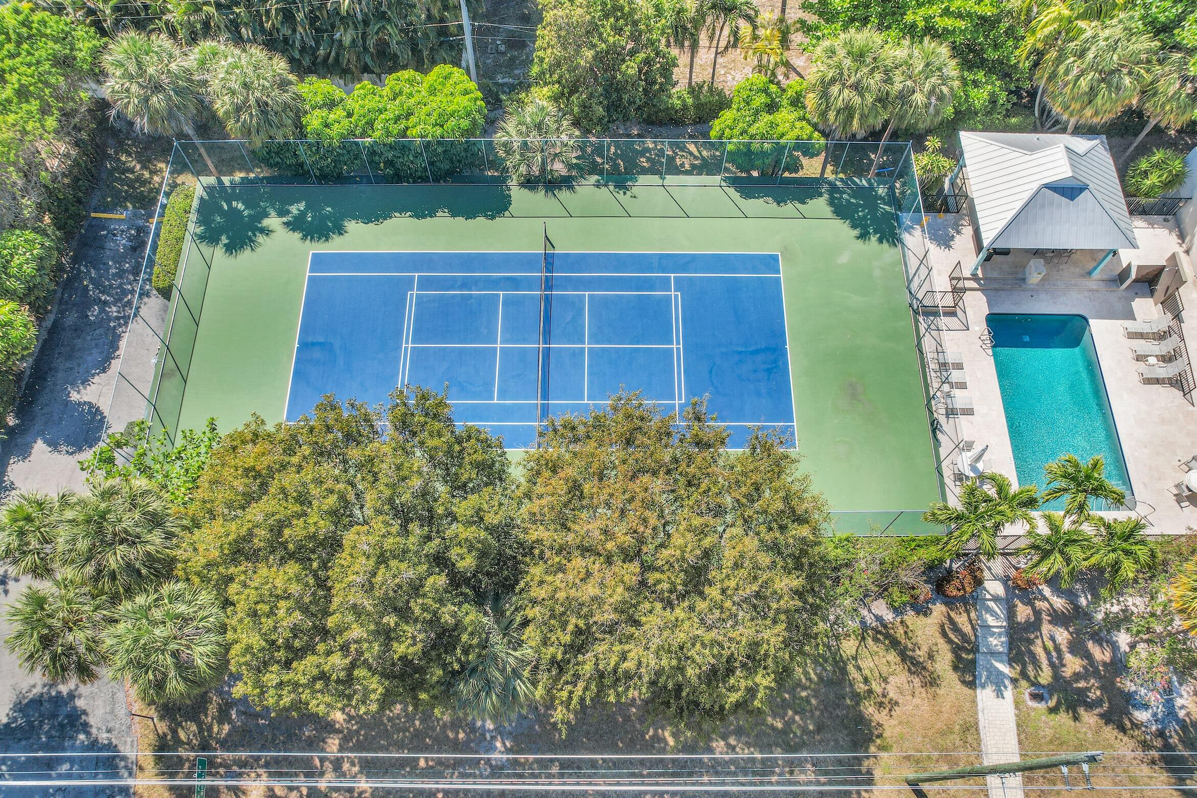 277 N Ocean Boulevard 1010