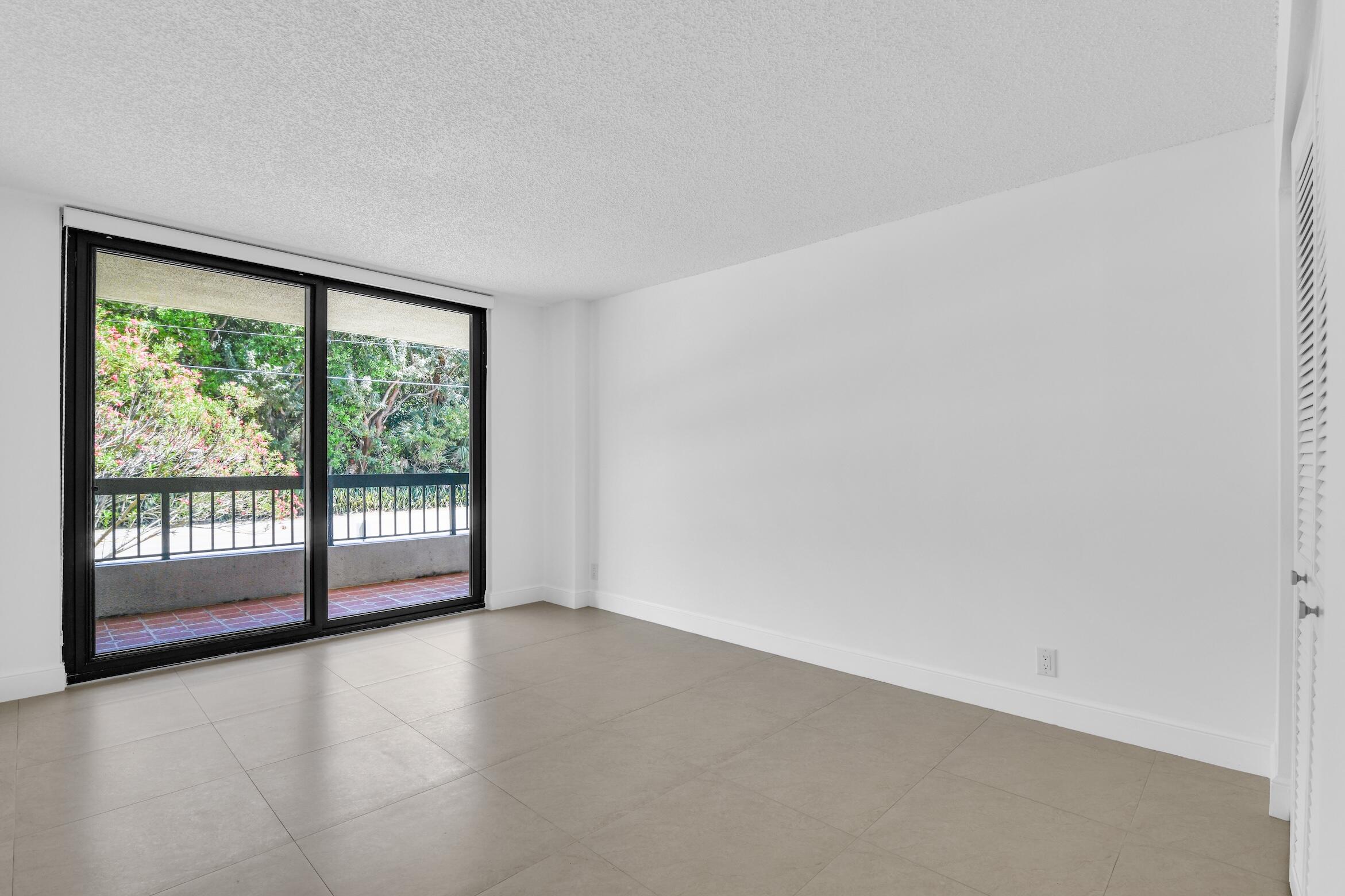 277 N Ocean Boulevard 1010