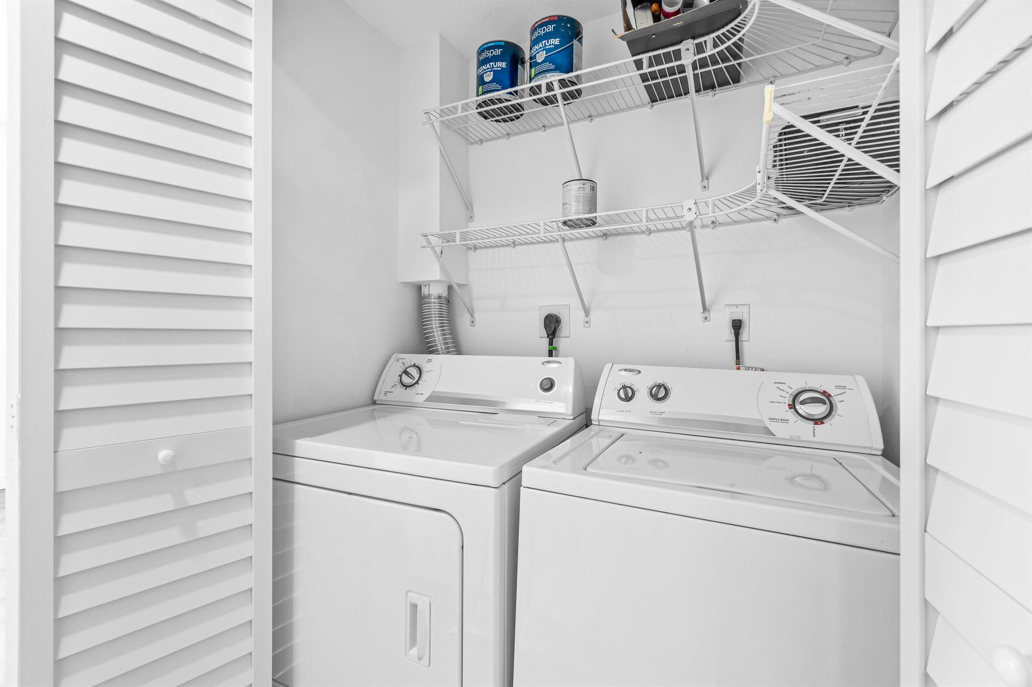 350 N Federal Highway 609