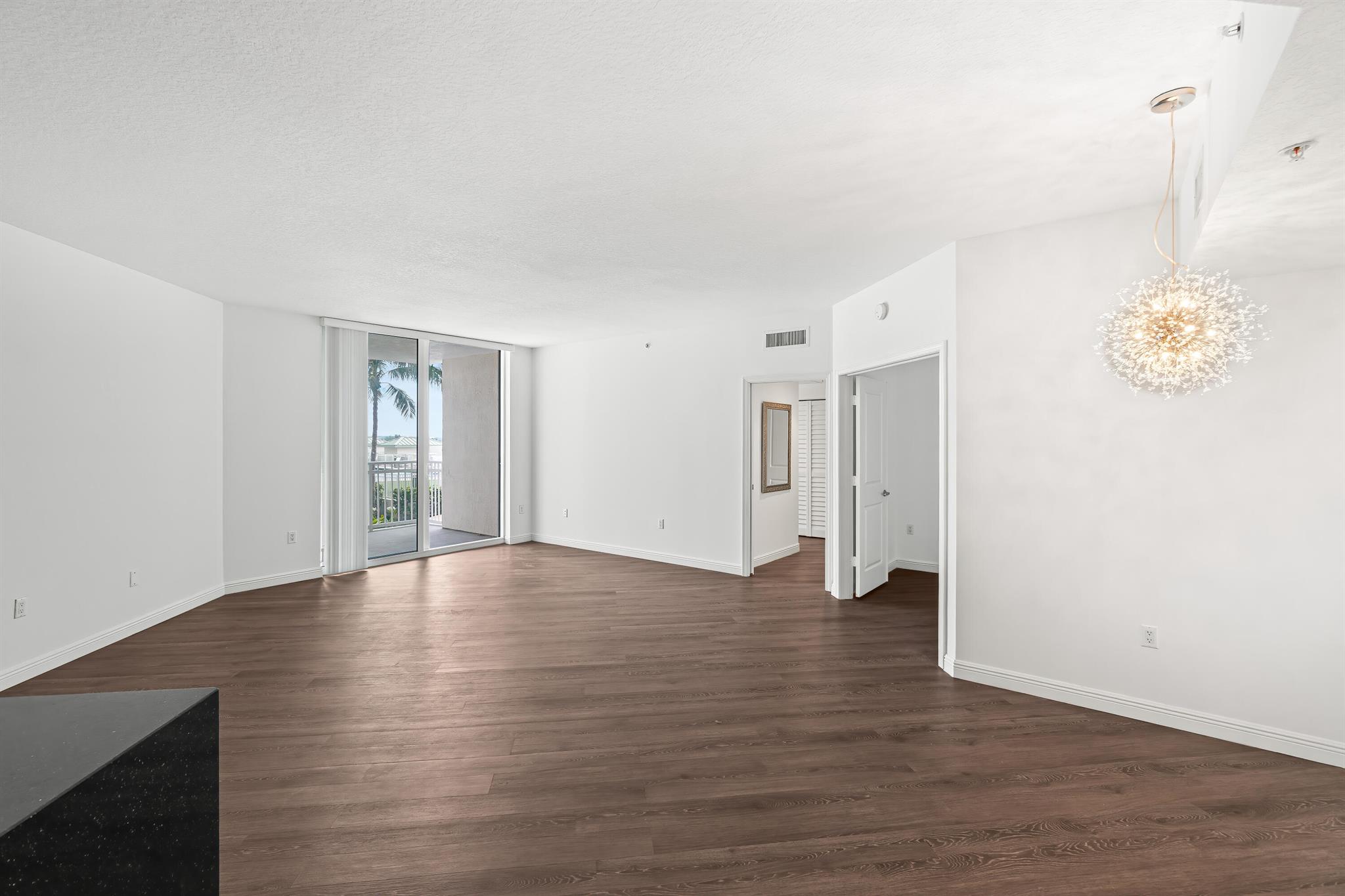 350 N Federal Highway 609