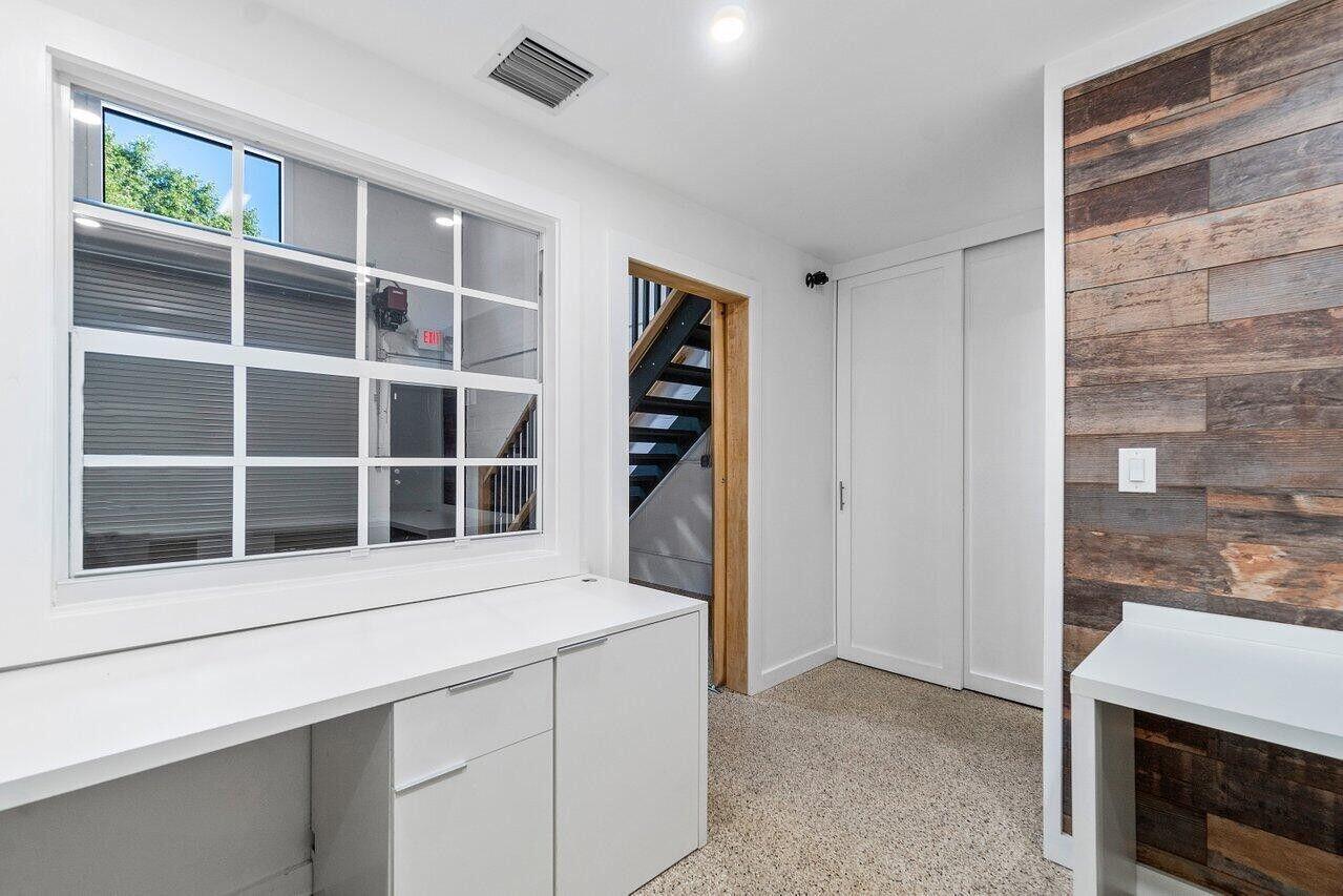 1771 Blount Road 209