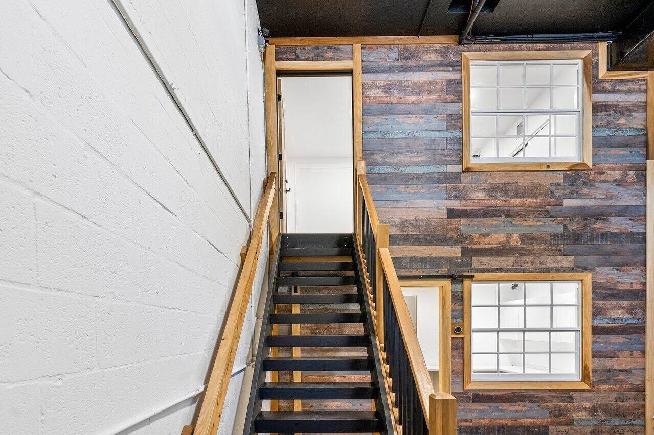 1771 Blount Road 209