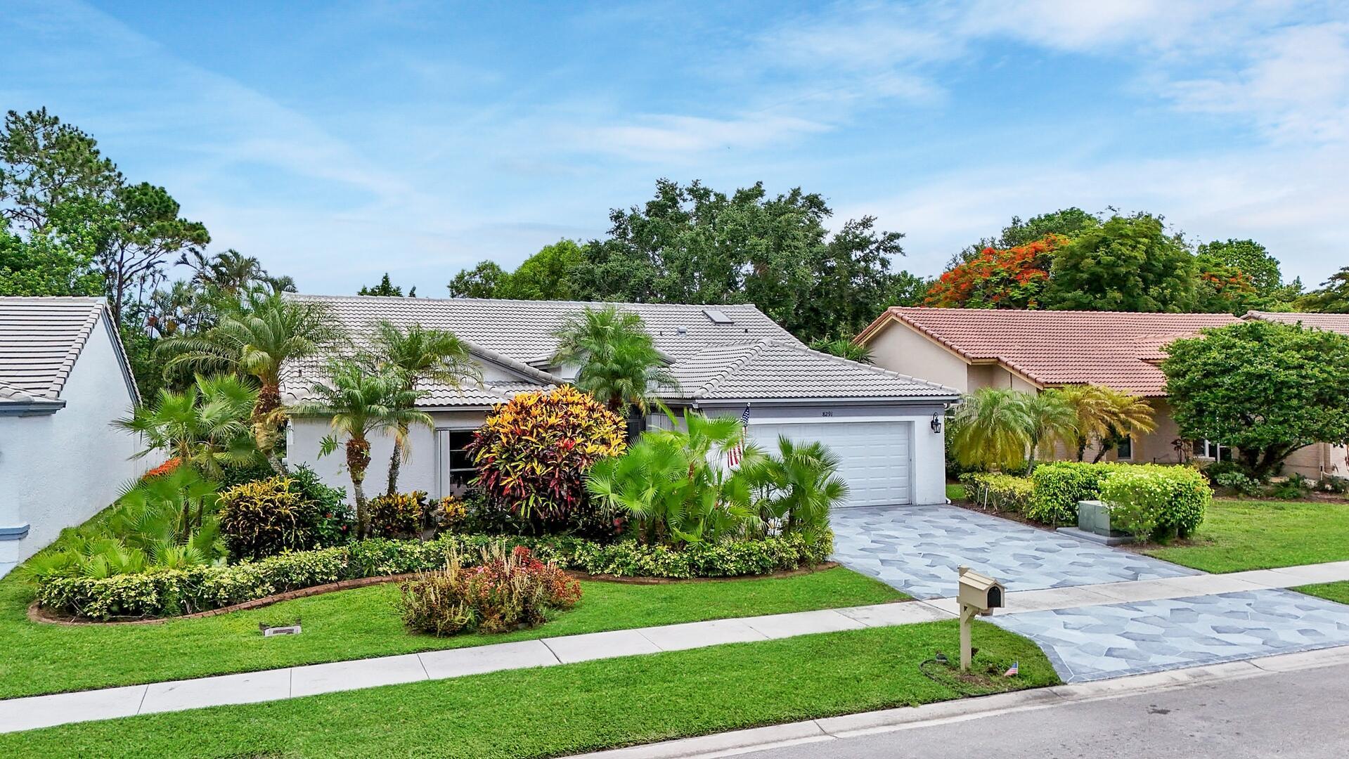 8291 Lake Cypress Road