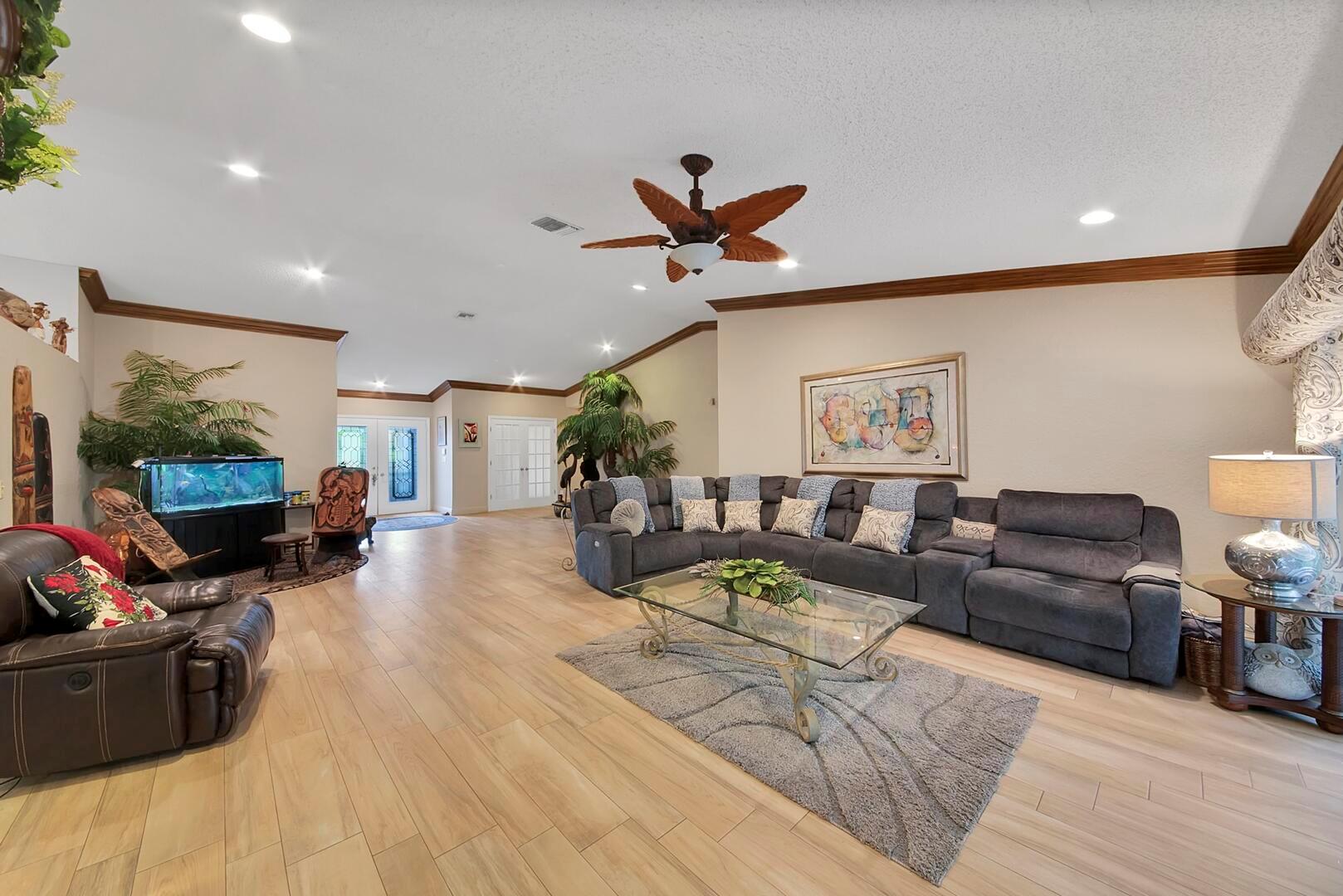 8291 Lake Cypress Road