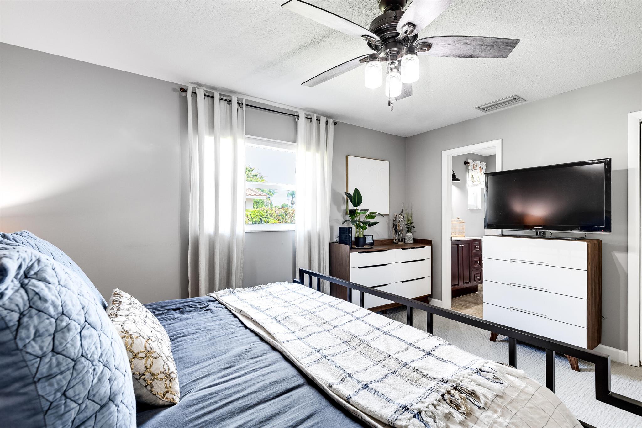 7771 St Andrews Road