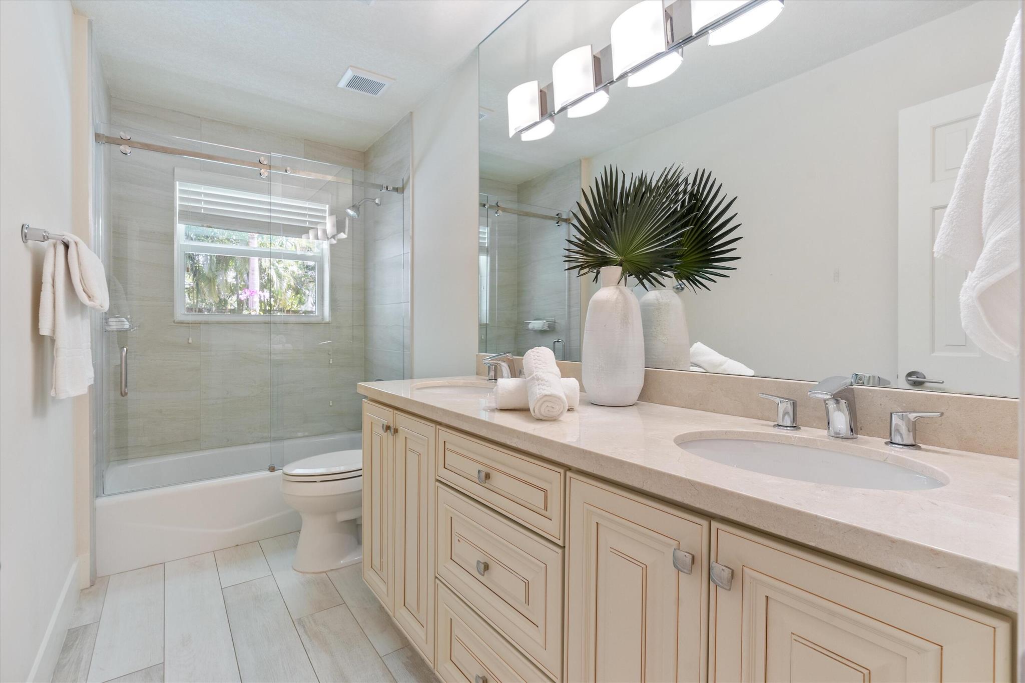 211 NW 17th Street