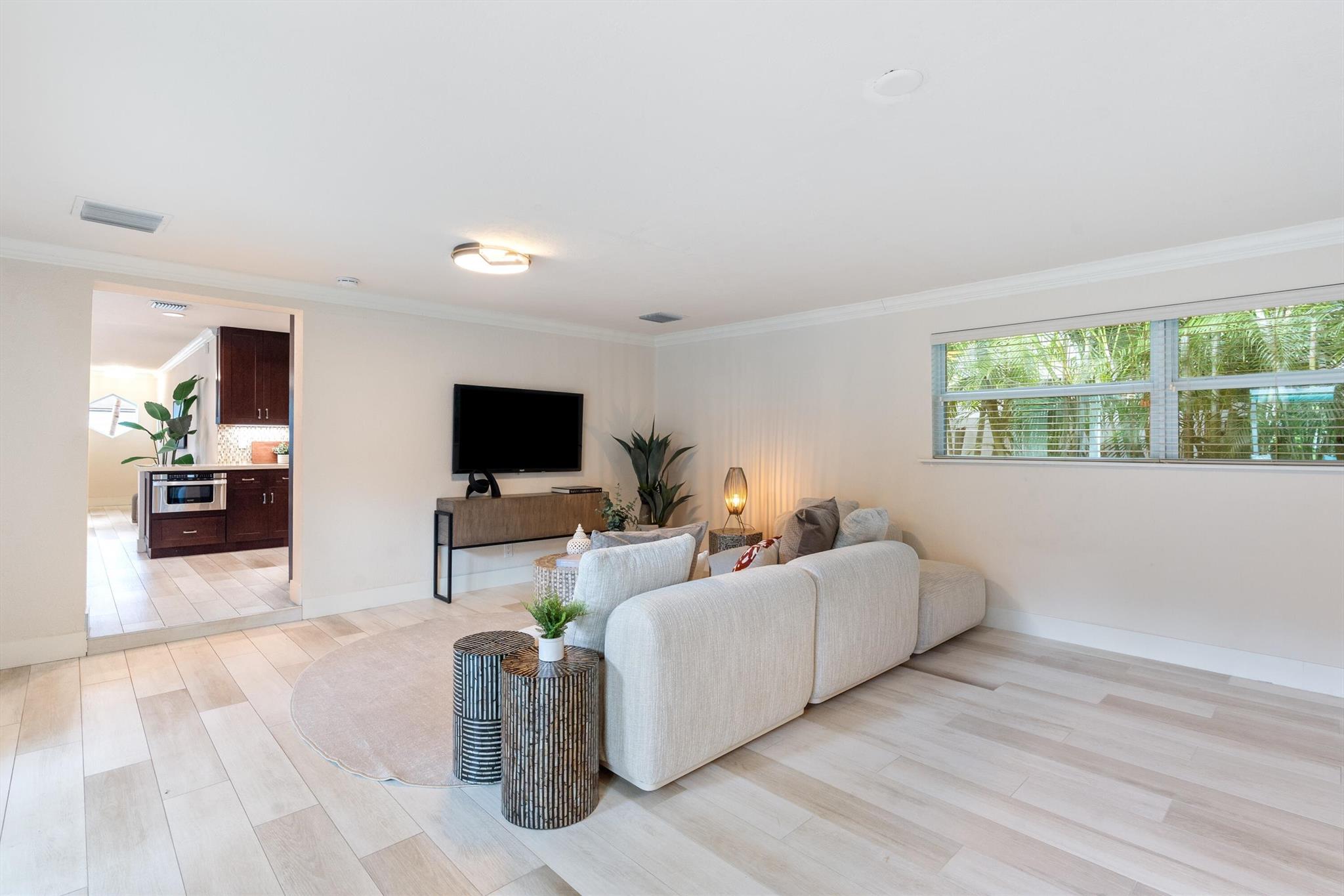 211 NW 17th Street
