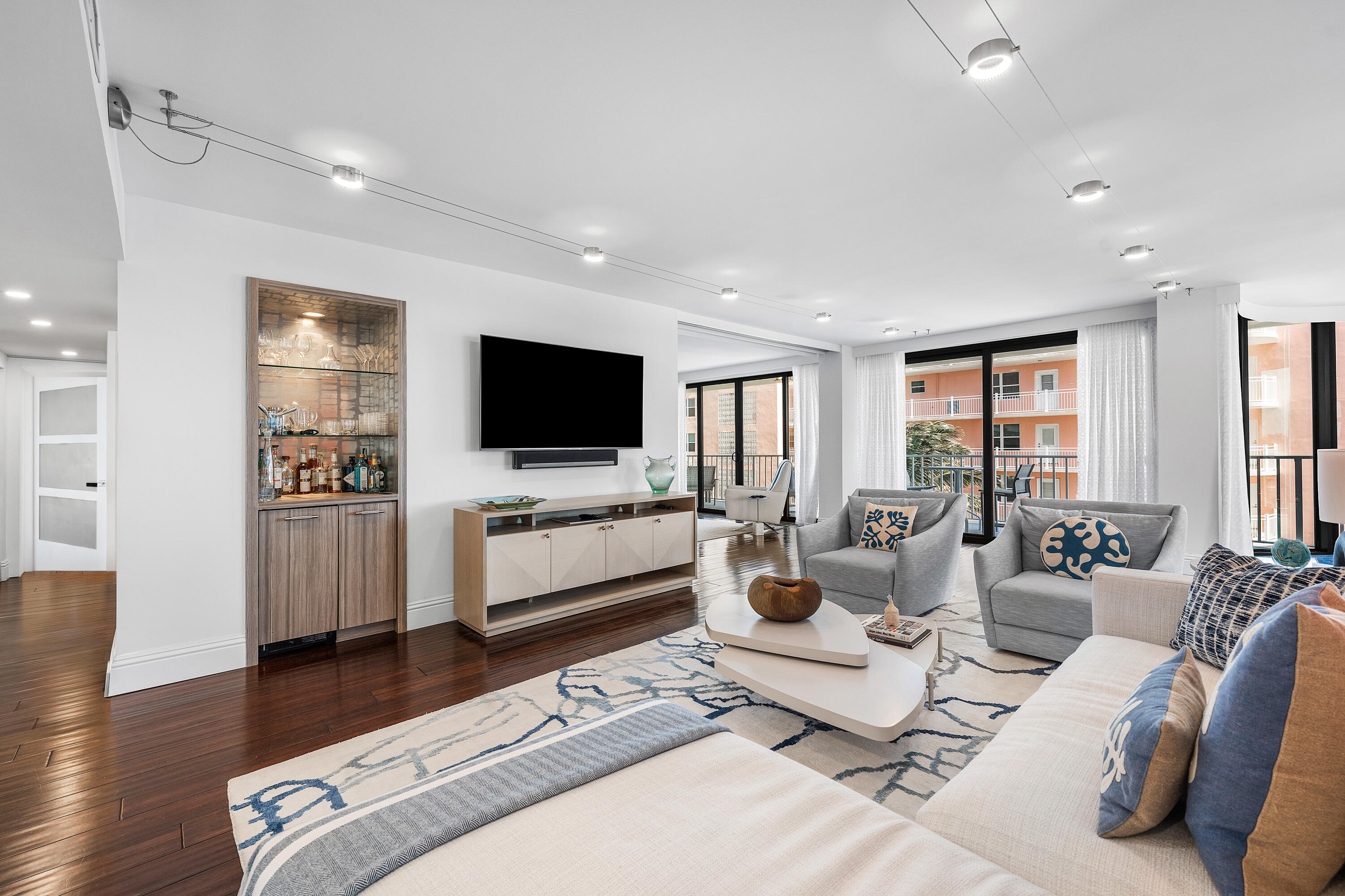 2917 S Ocean Boulevard 505