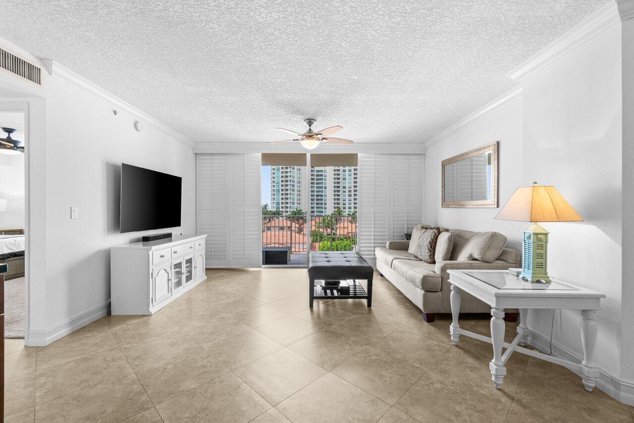 3606 S Ocean Boulevard 604