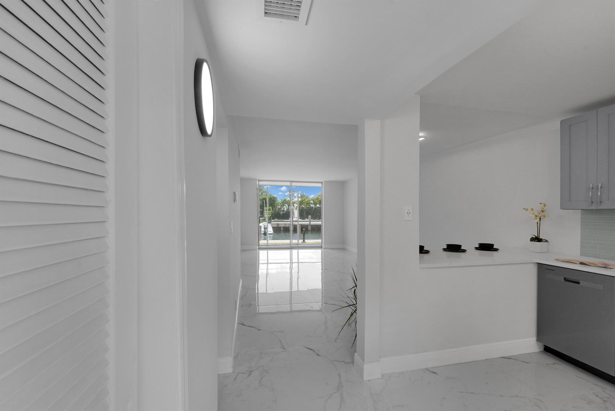 750 NE Spanish River Boulevard 102