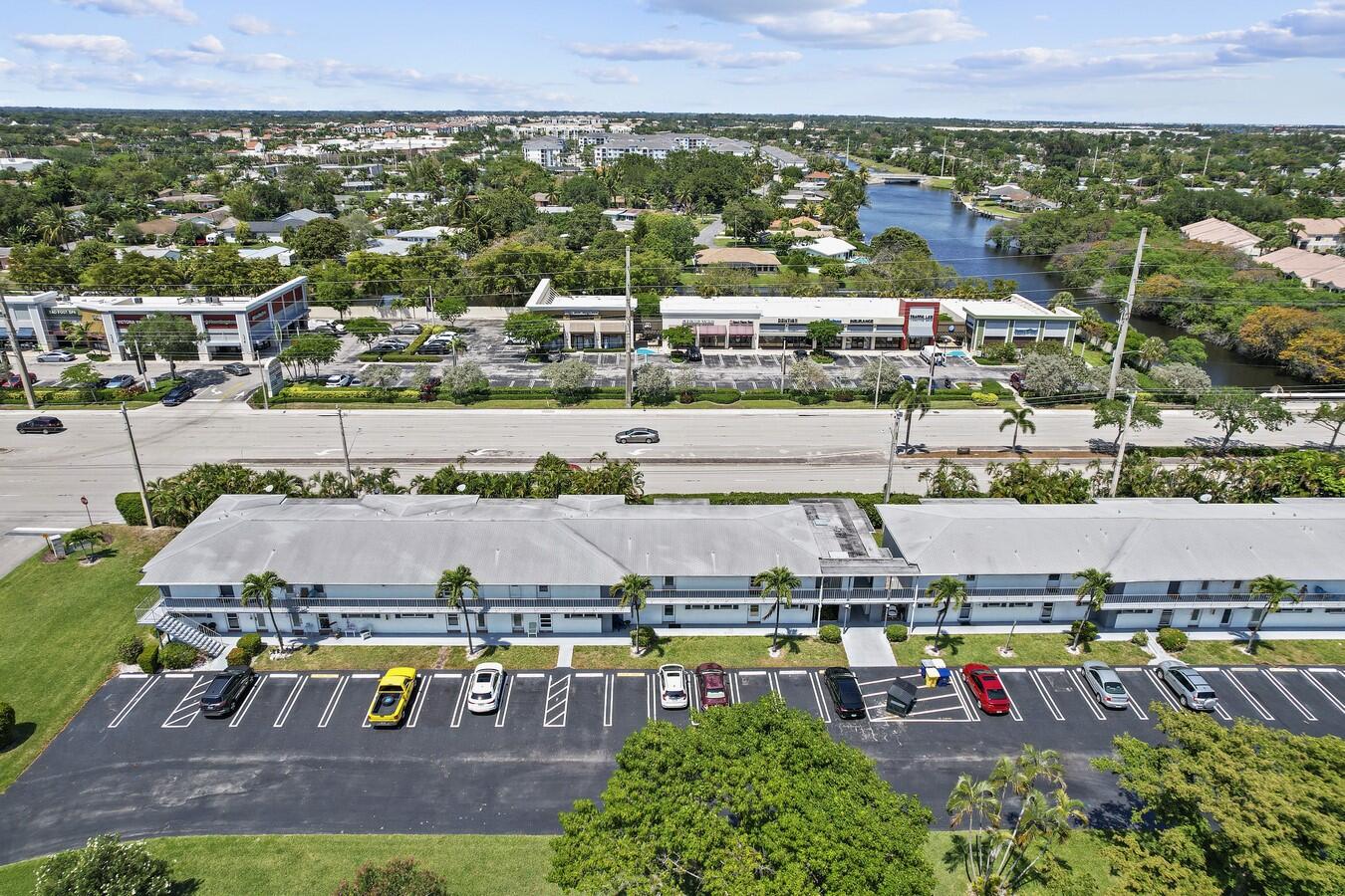 1111 Lake Terrace 105