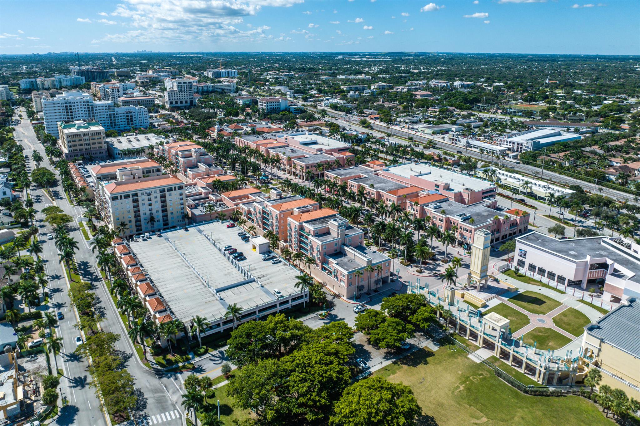 233 S Federal Highway 208