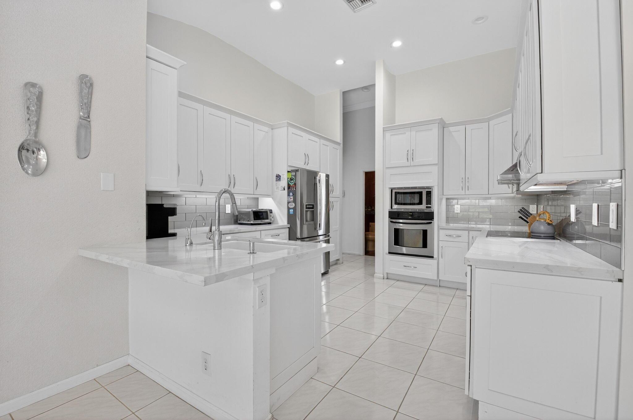 10791 River Glenn Drive