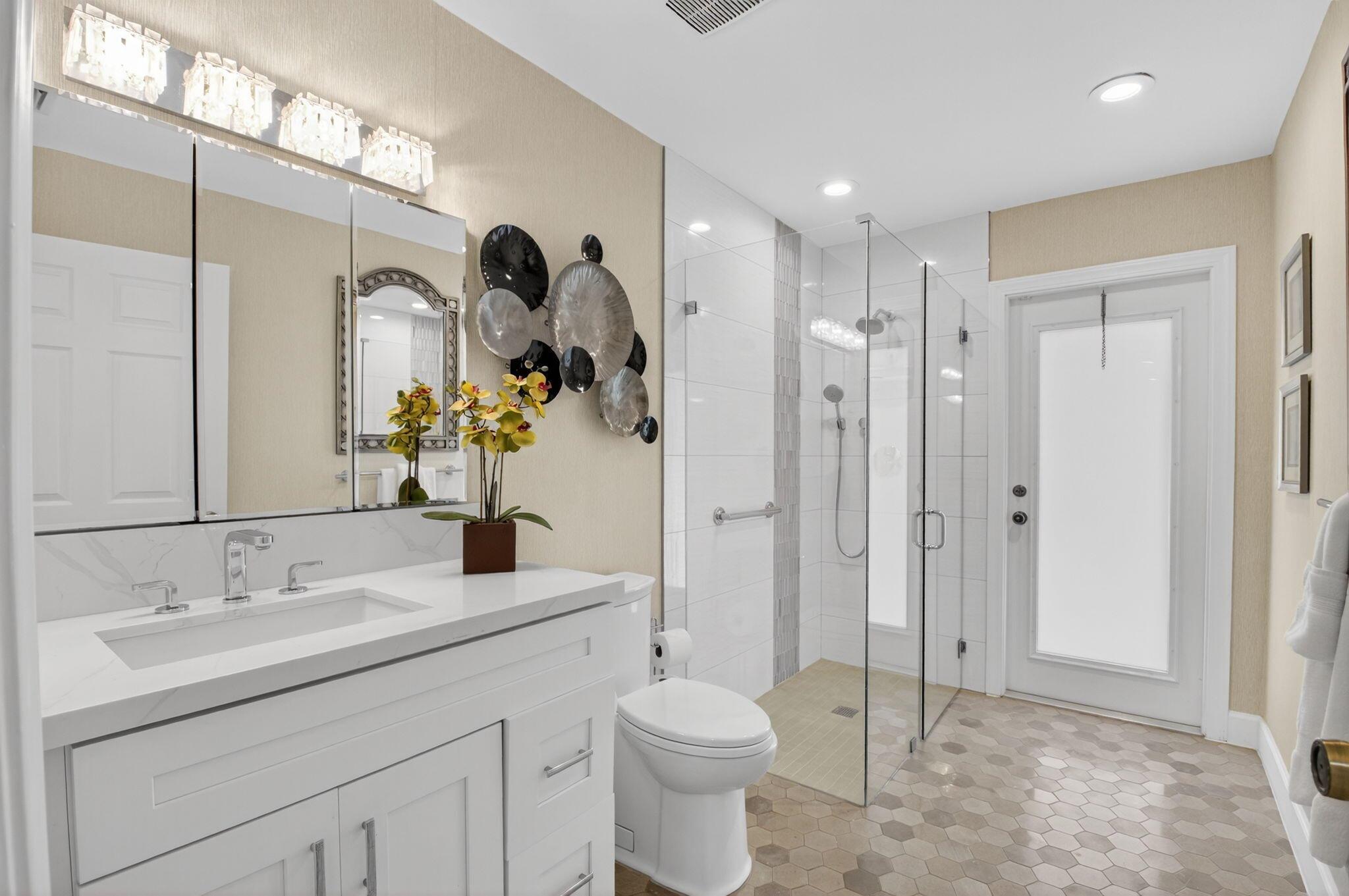 10791 River Glenn Drive