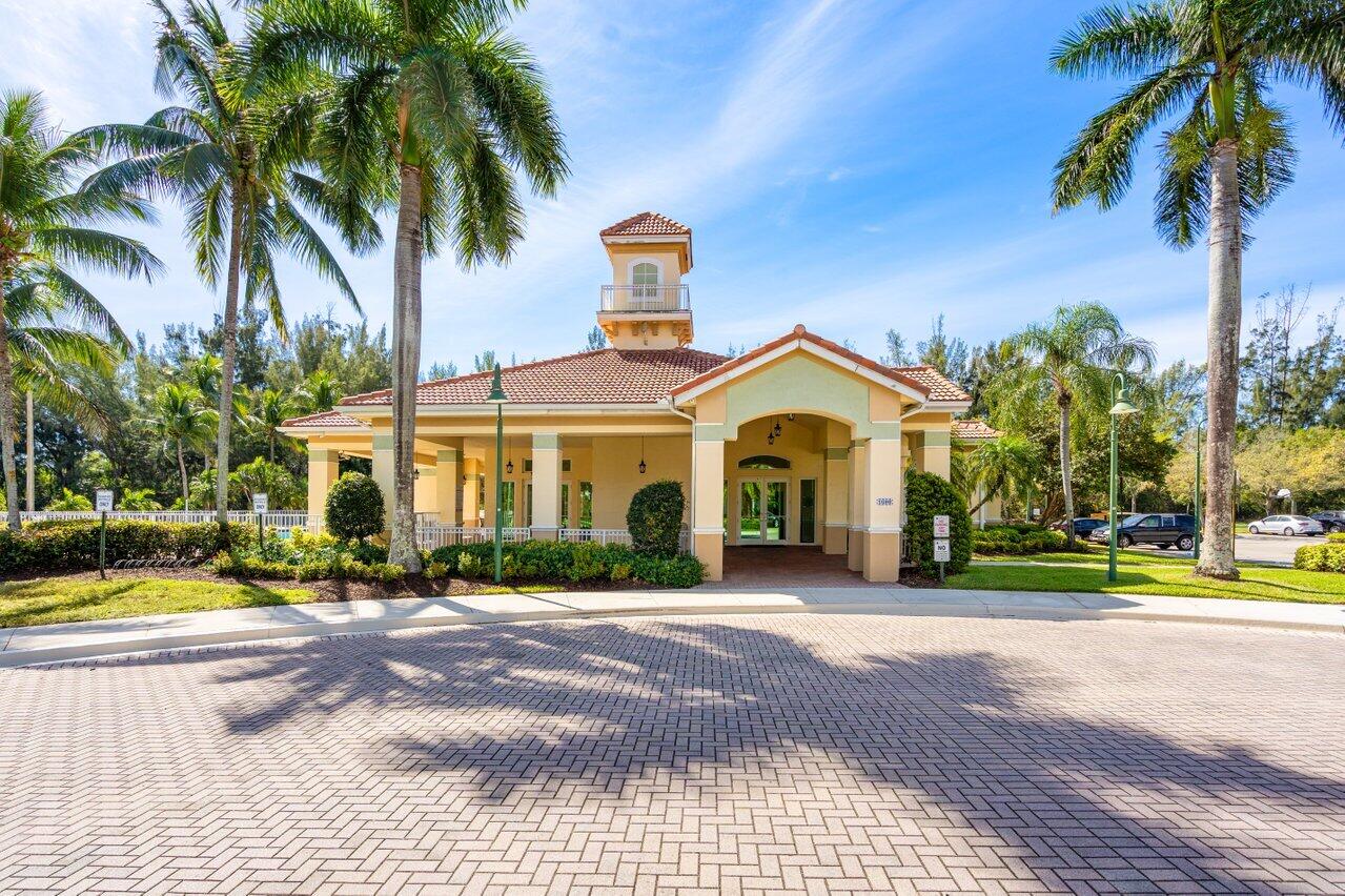 1214 SW 46 Way, Deerfield Beach