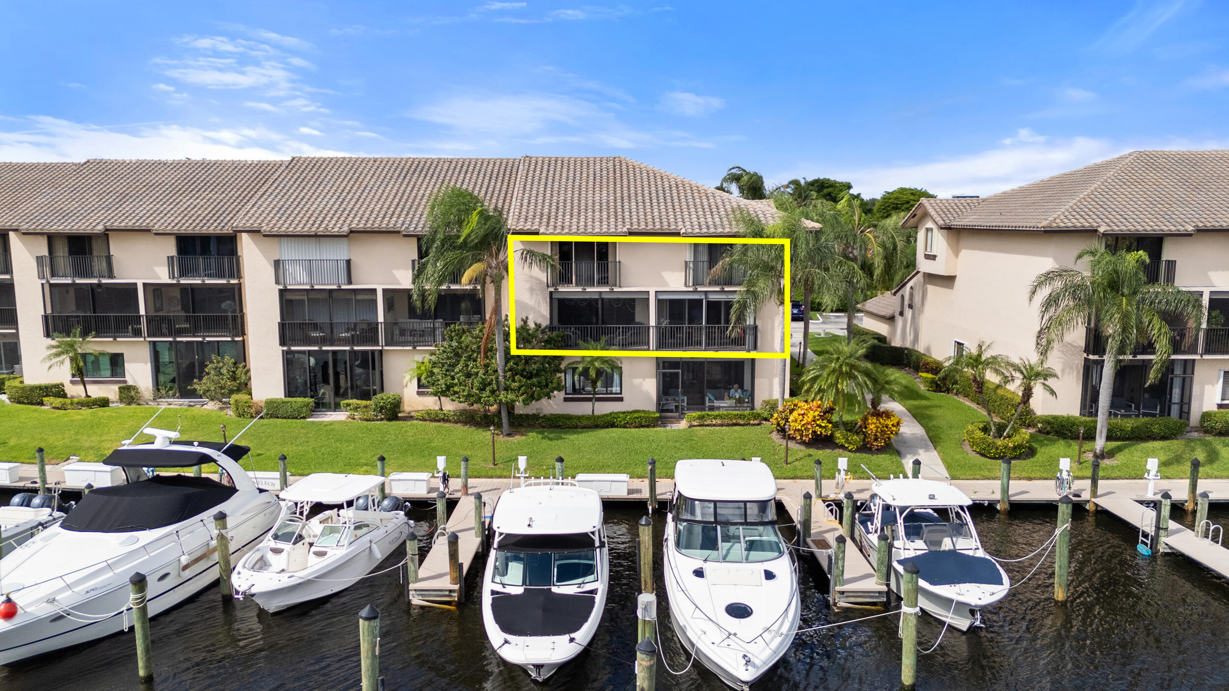 210 Captains Walk 710