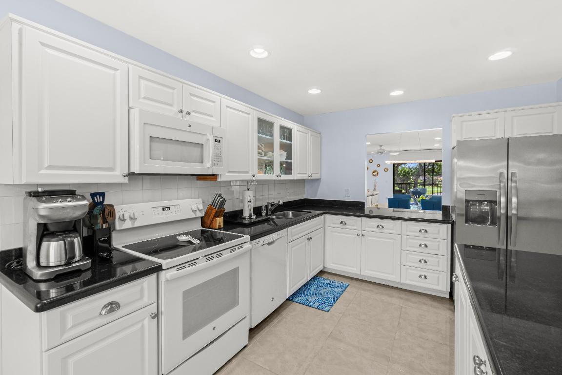 5 Westgate Lane B, Boynton Beach Unit: B