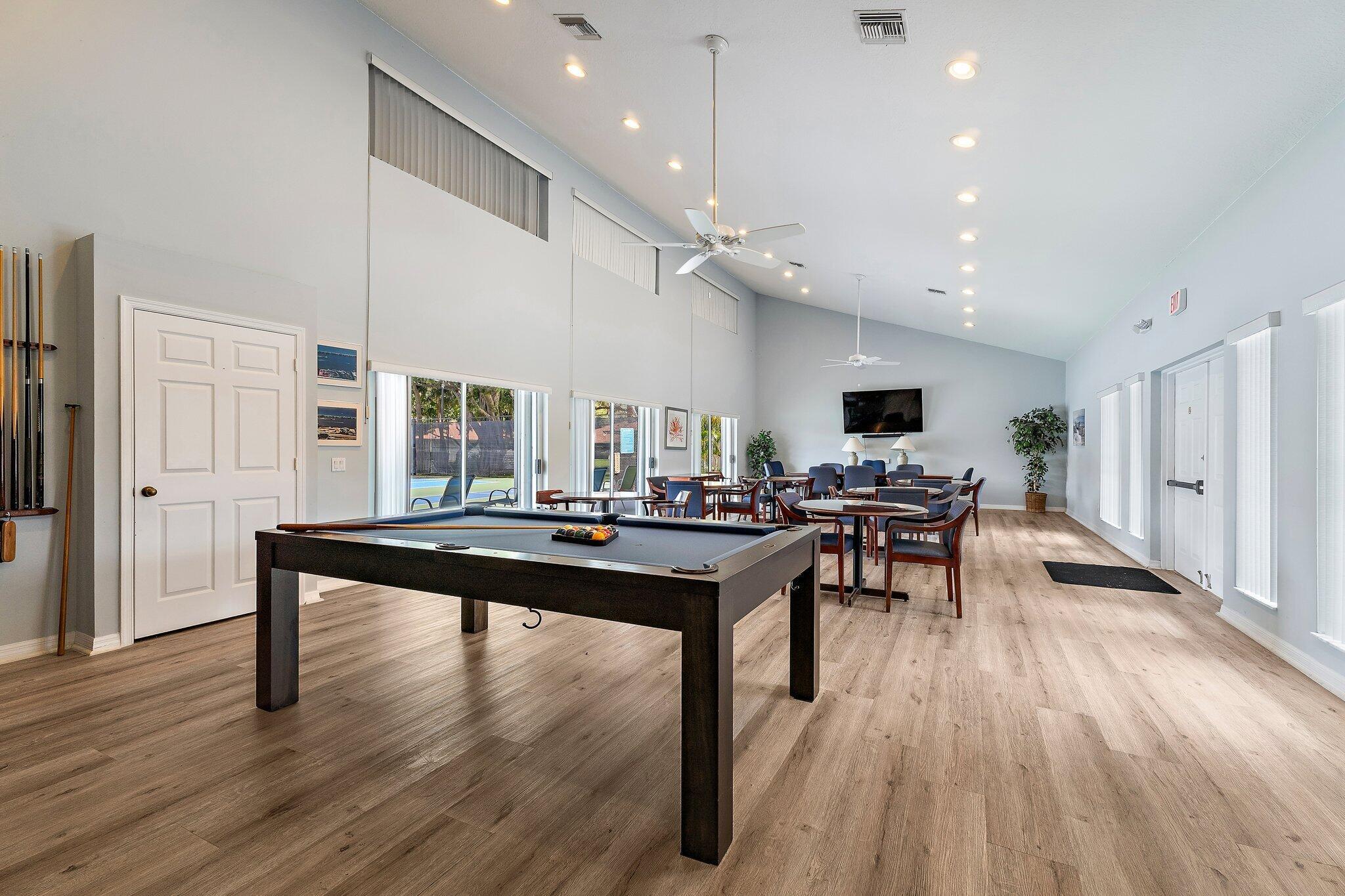 29 S Lakeshore Drive