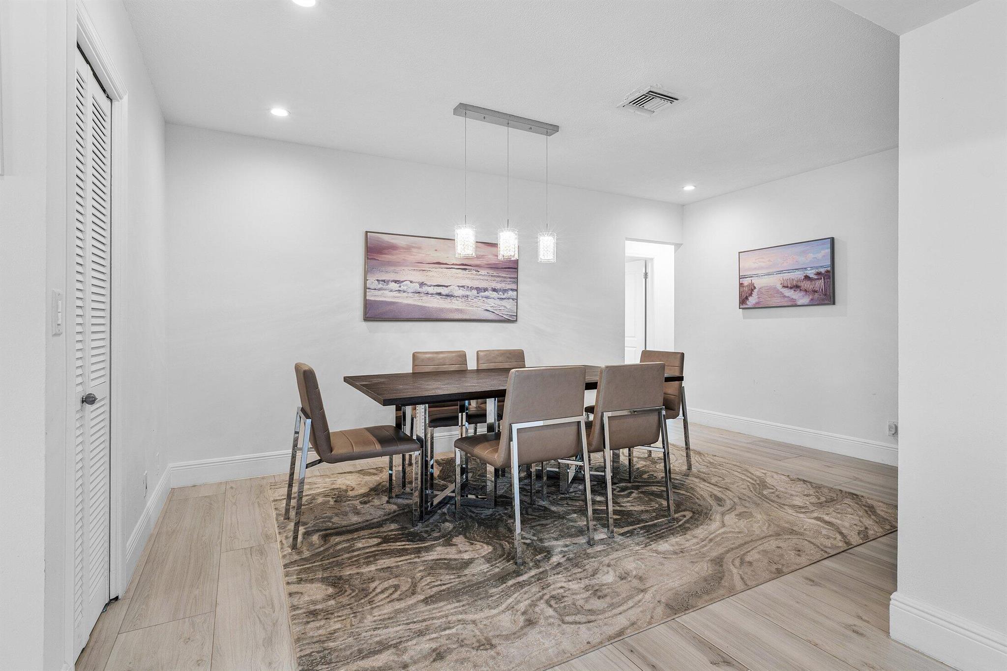 917 SW 38th Court