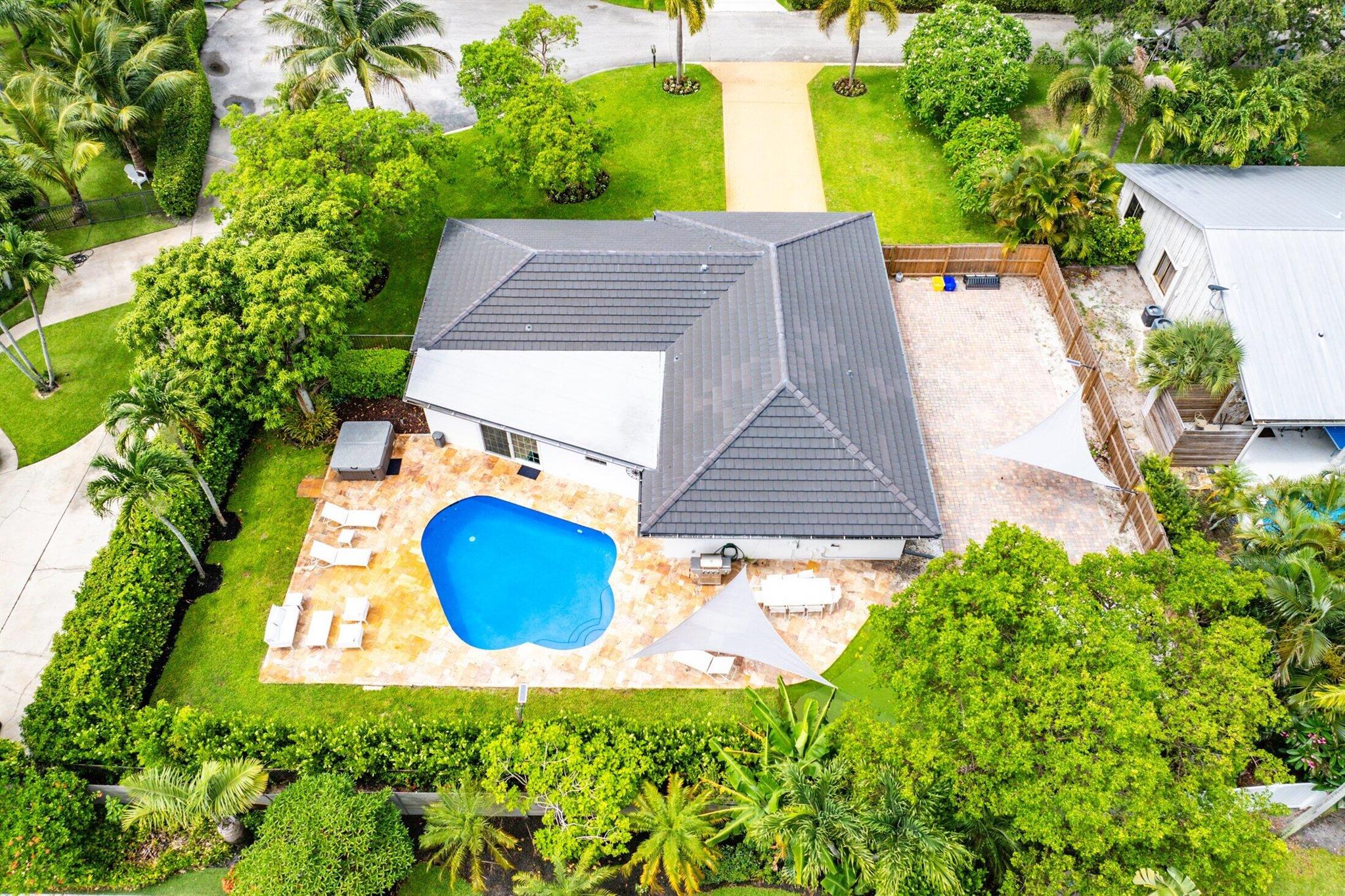 917 SW 38th Court