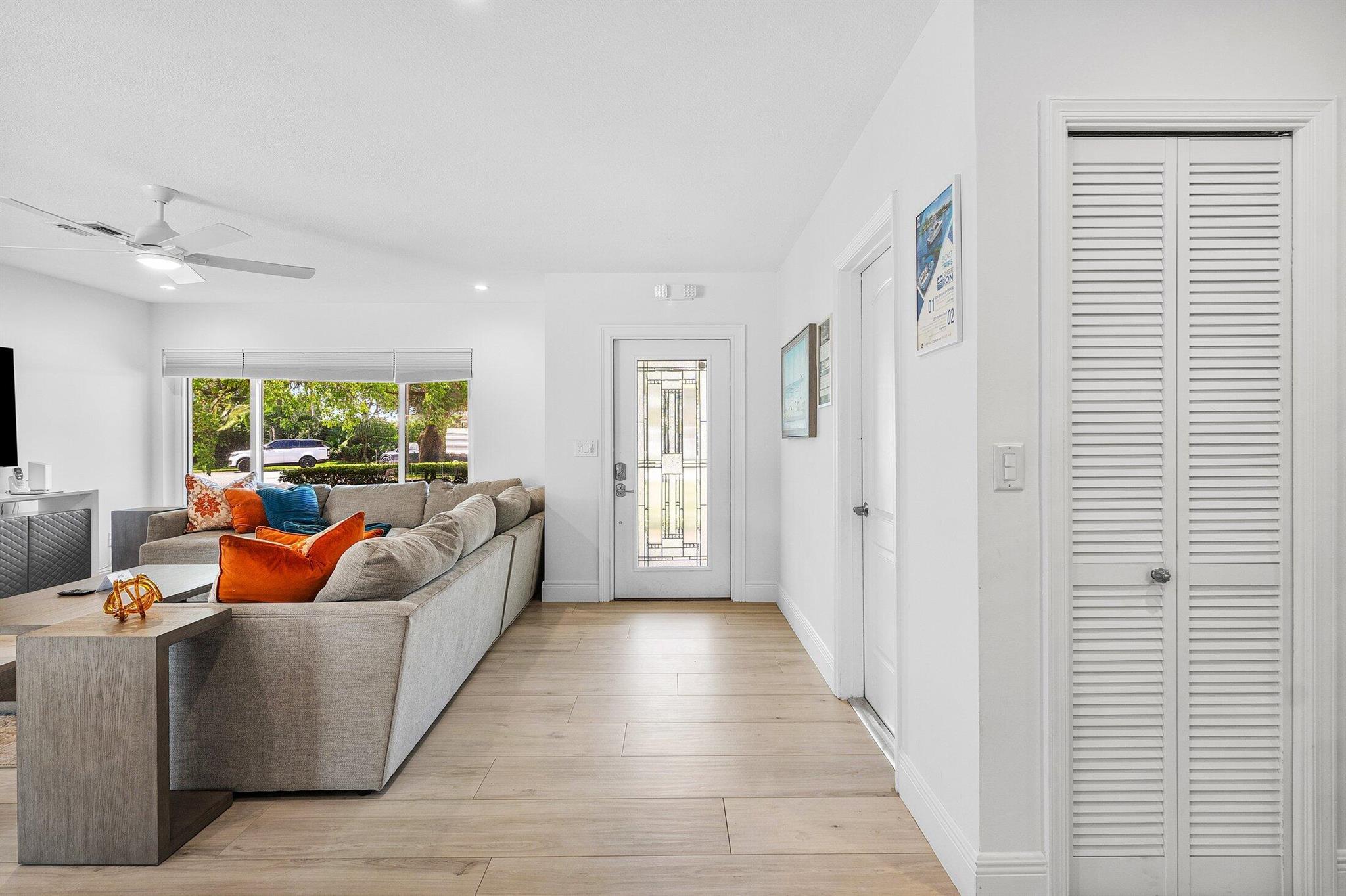 917 SW 38th Court