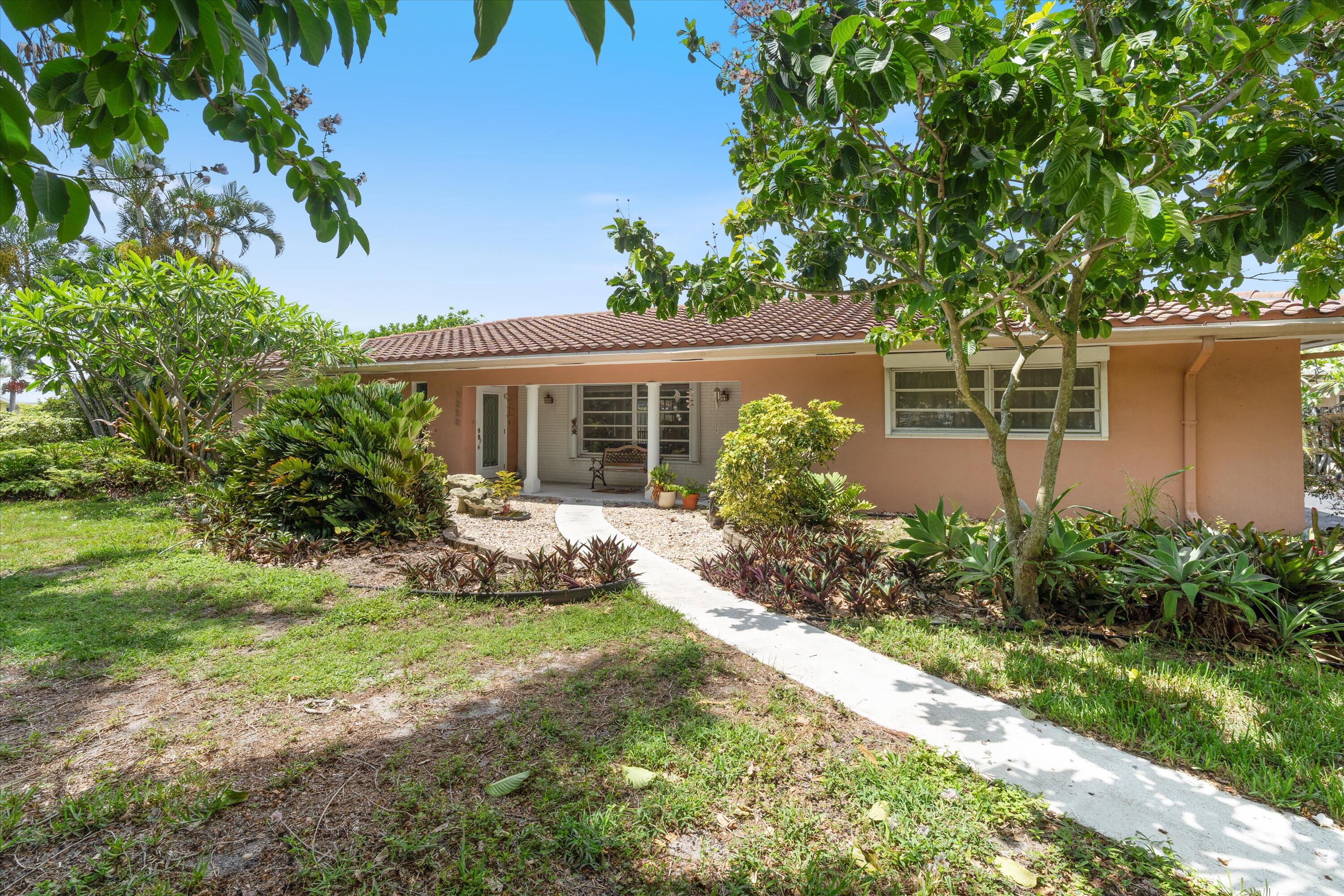 1250 SE 10th Street