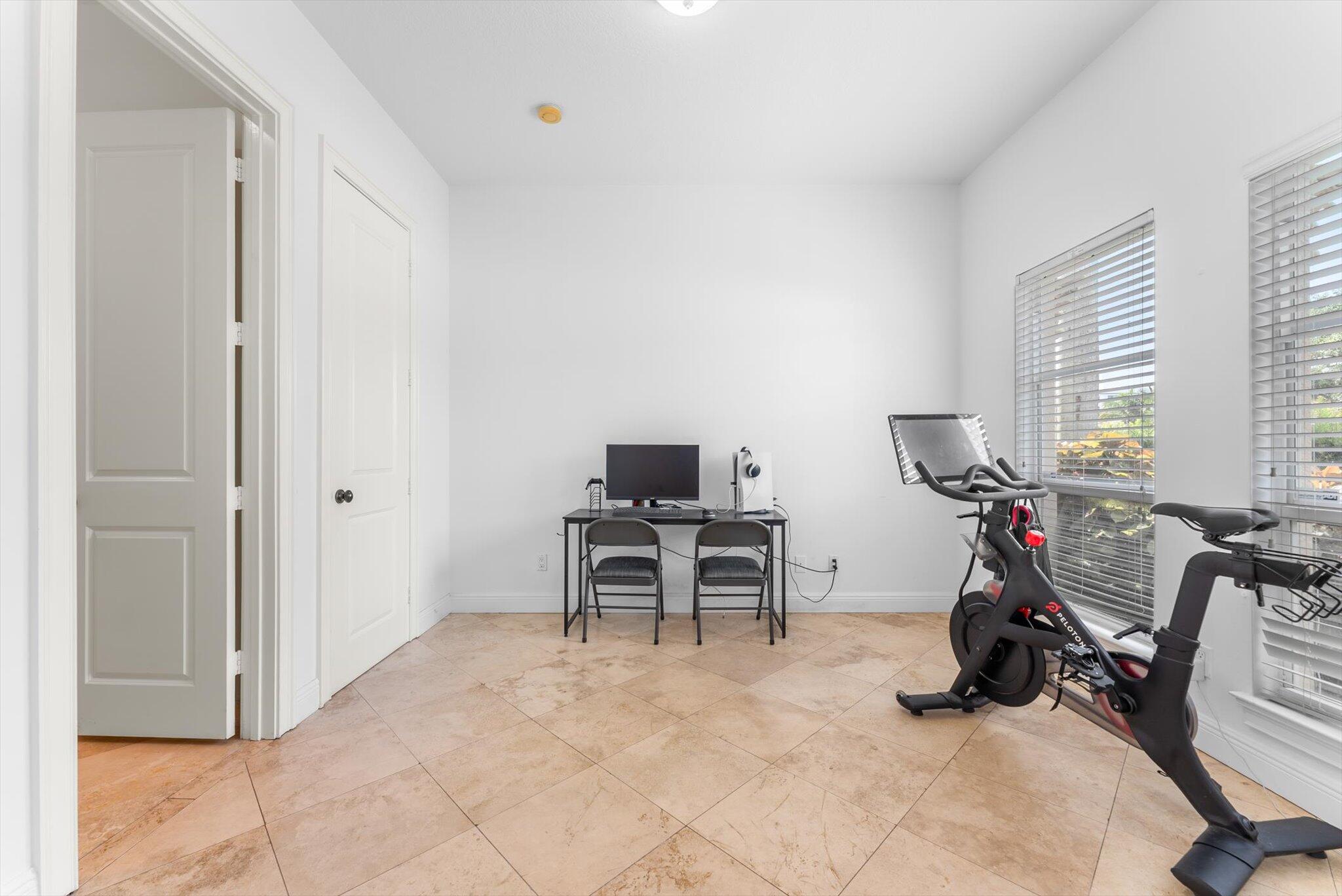 106 Via Floresta Drive