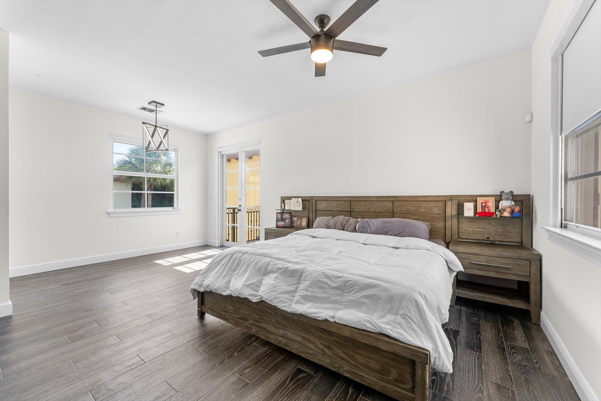 106 Via Floresta Drive