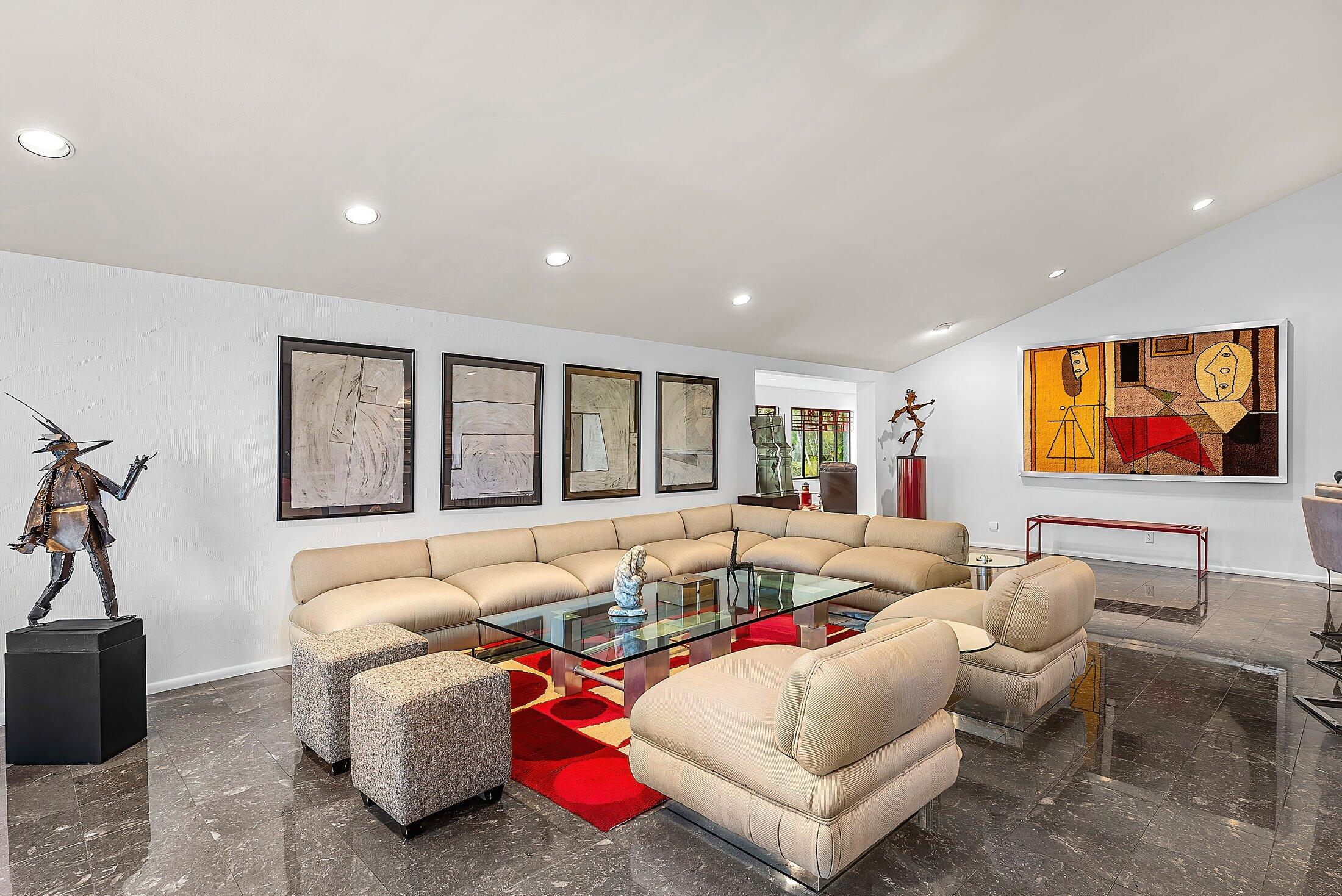 14 Oaks Lane