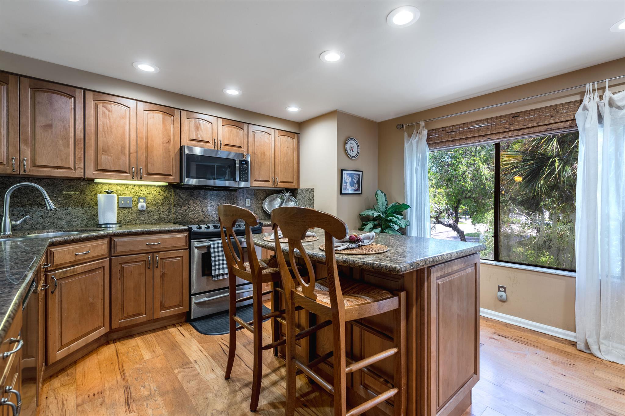 15354 Strathearn Drive 12604