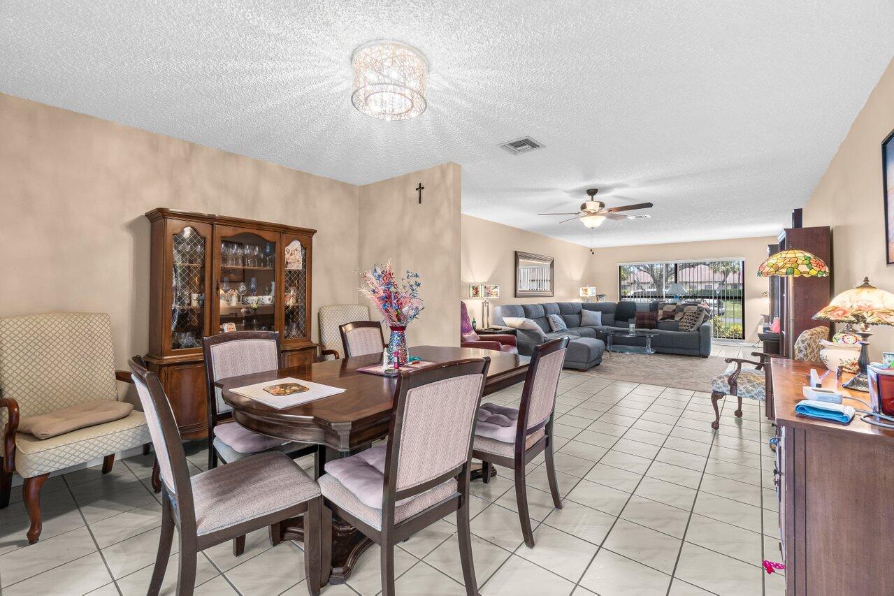 4882 Equestrian Circle B